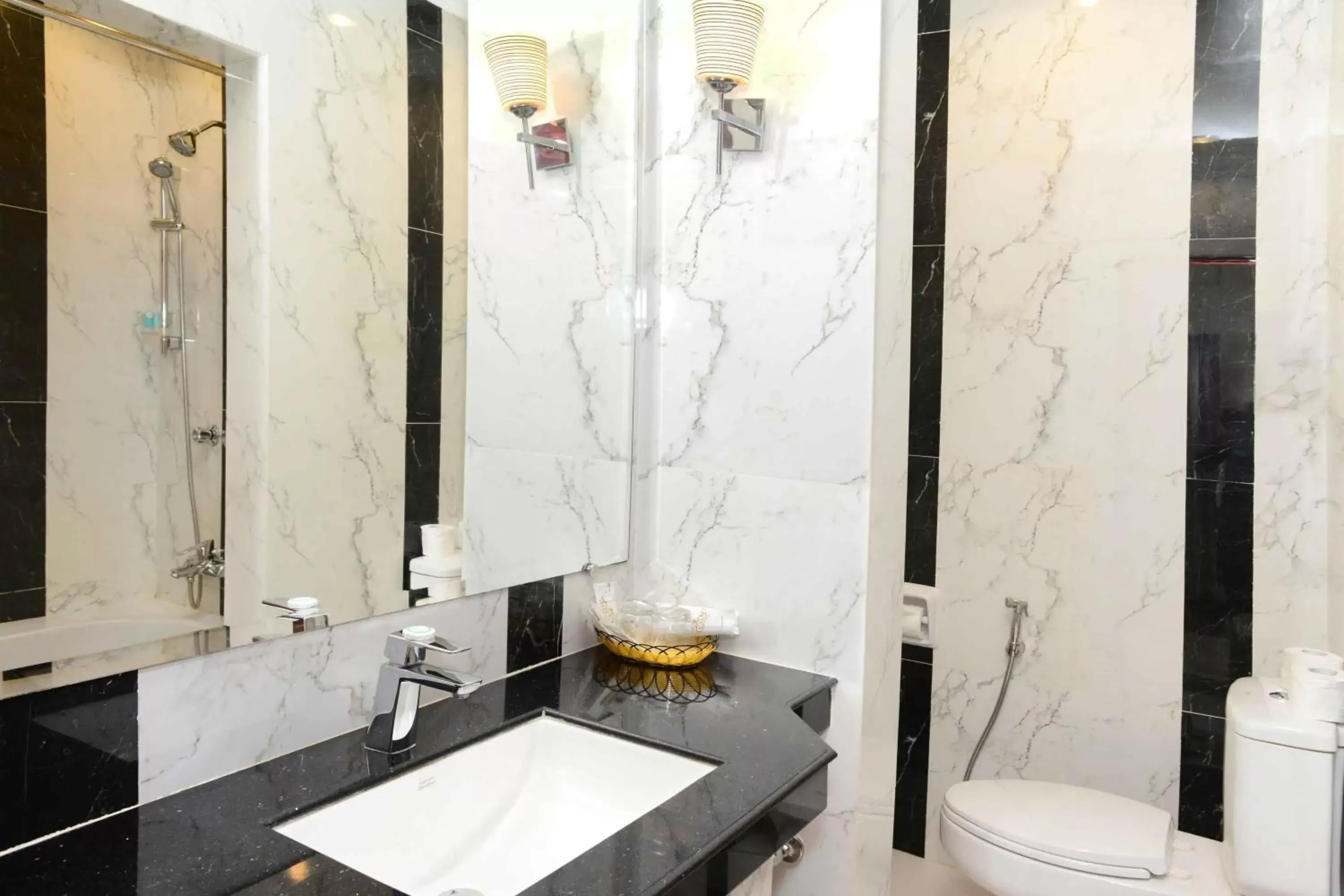 Bathroom in Hotel Grand United - Ahlone Branch
