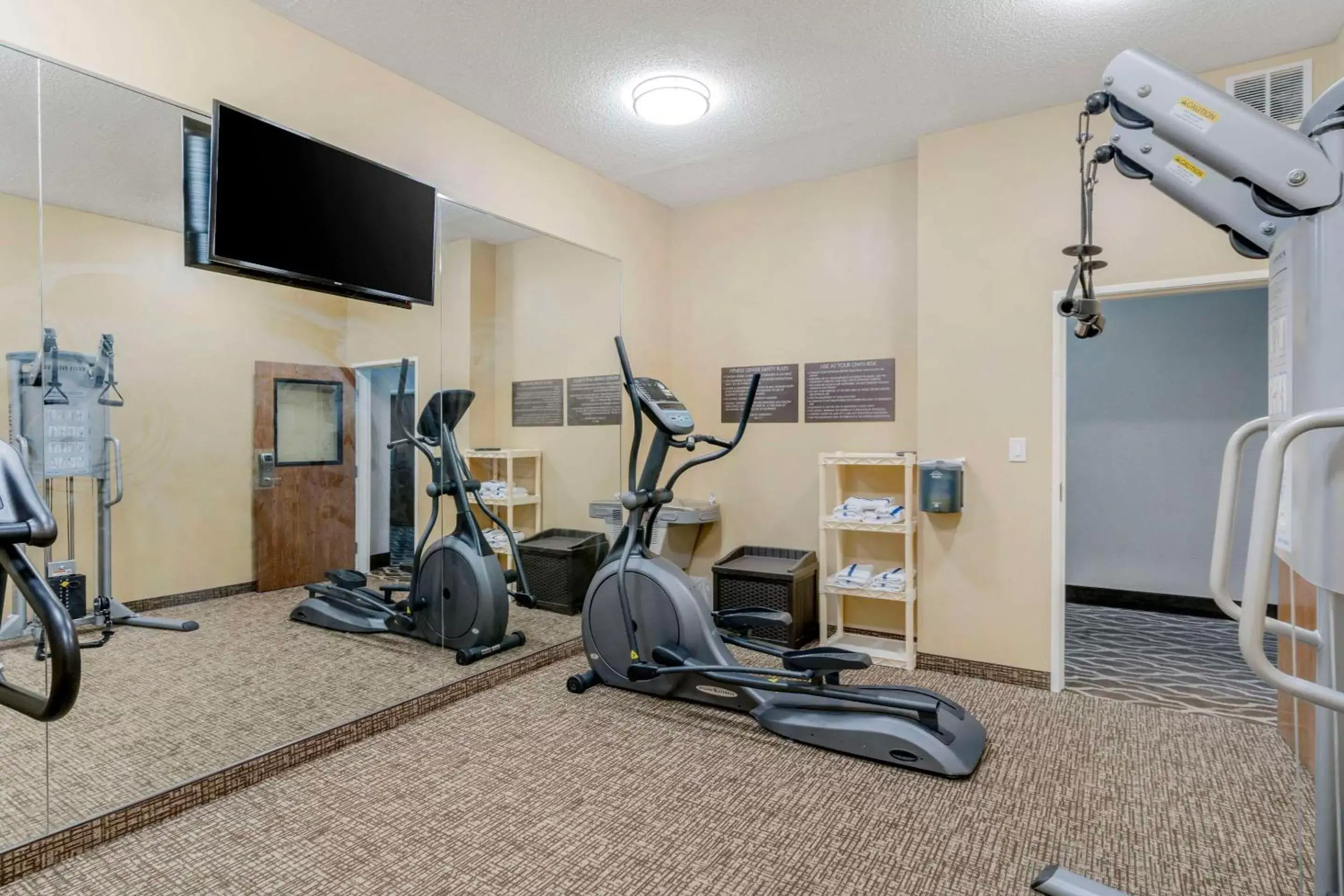 Fitness centre/facilities, Fitness Center/Facilities in Comfort Inn & Suites La Grange
