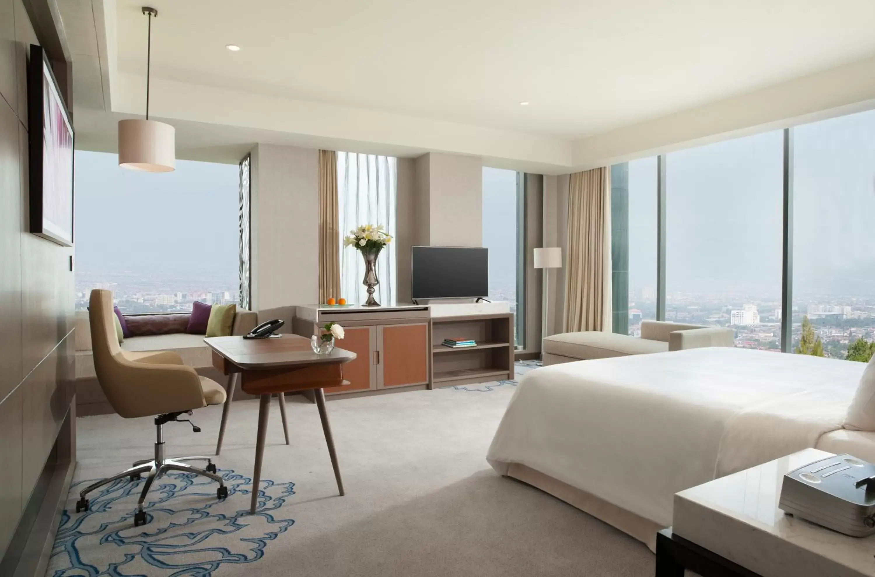 Day, Bed in InterContinental Bandung Dago Pakar by IHG Day, Bed in InterContinental Bandung Dago Pakar by IHG