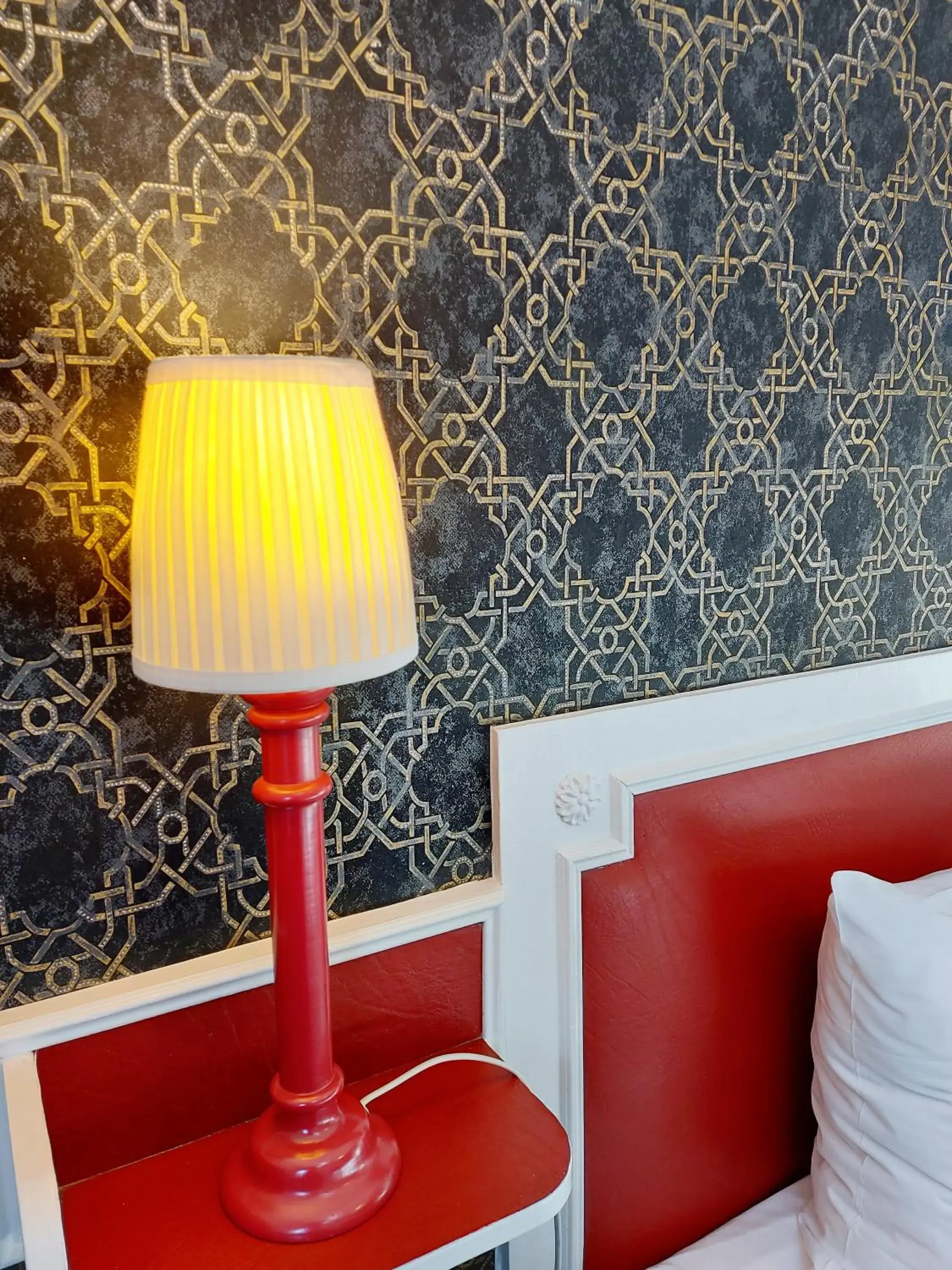 Decorative detail in Hotel Mondial