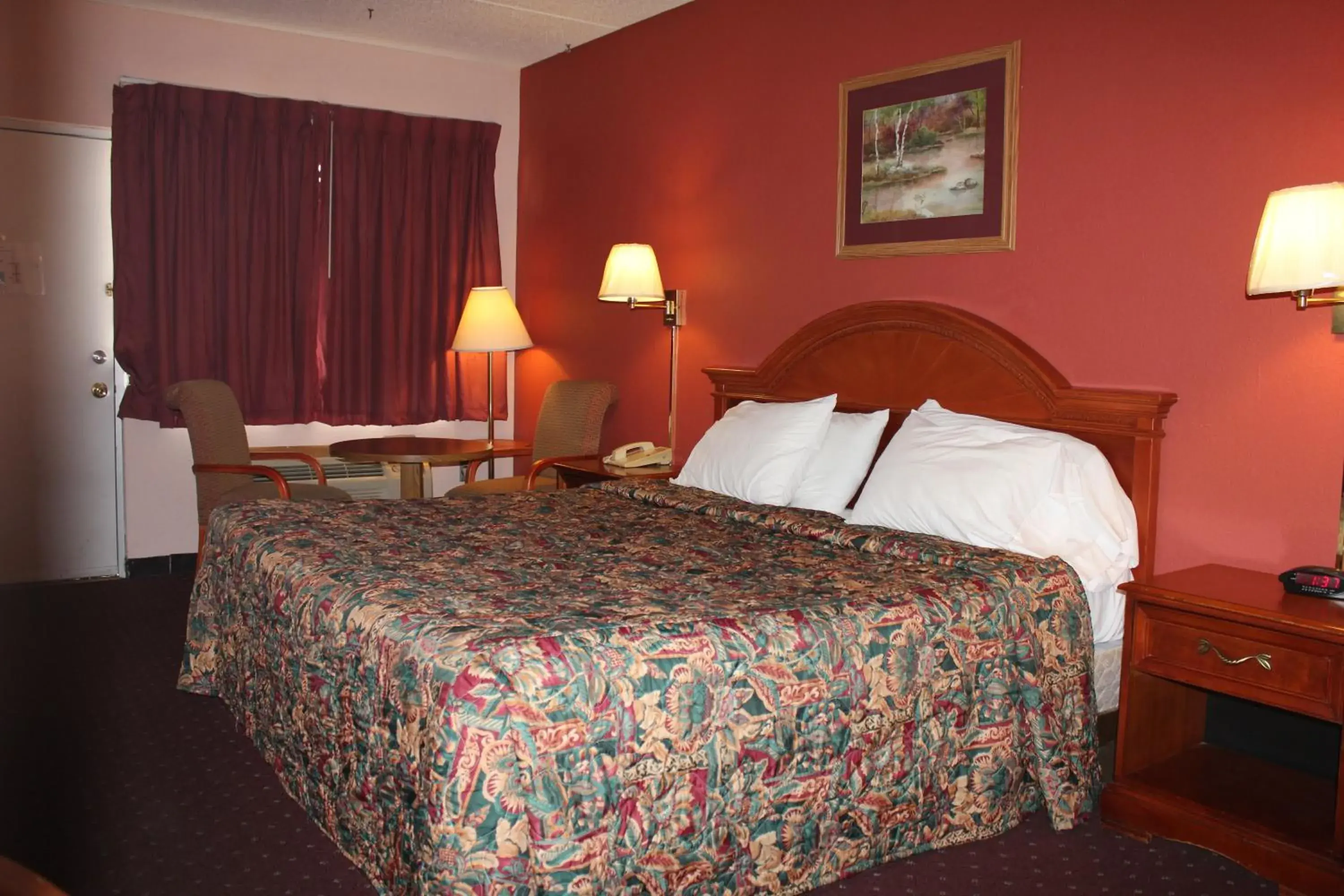 Bed in Andrew Johnson Inn