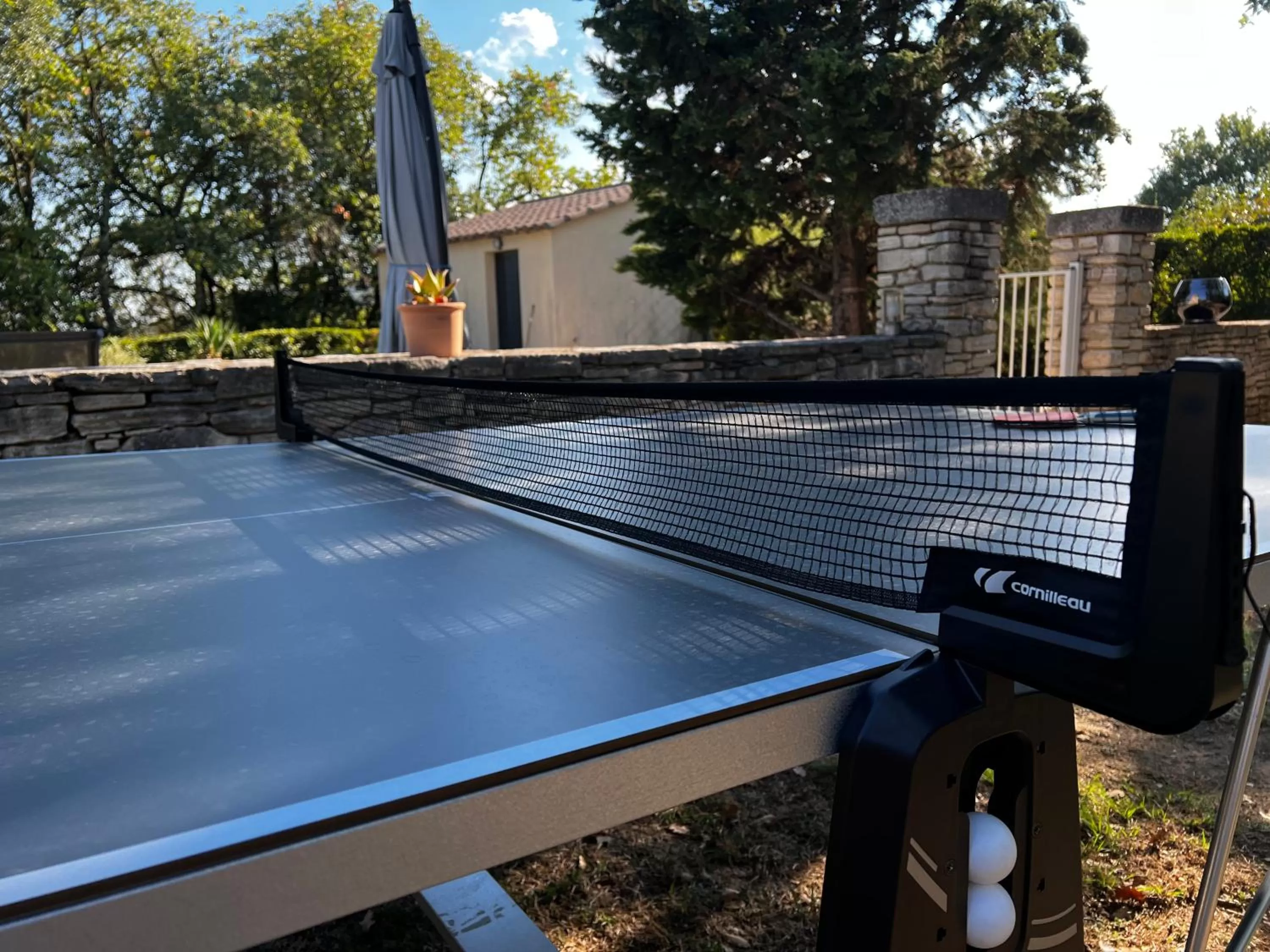 Table Tennis in Le clos des songes.