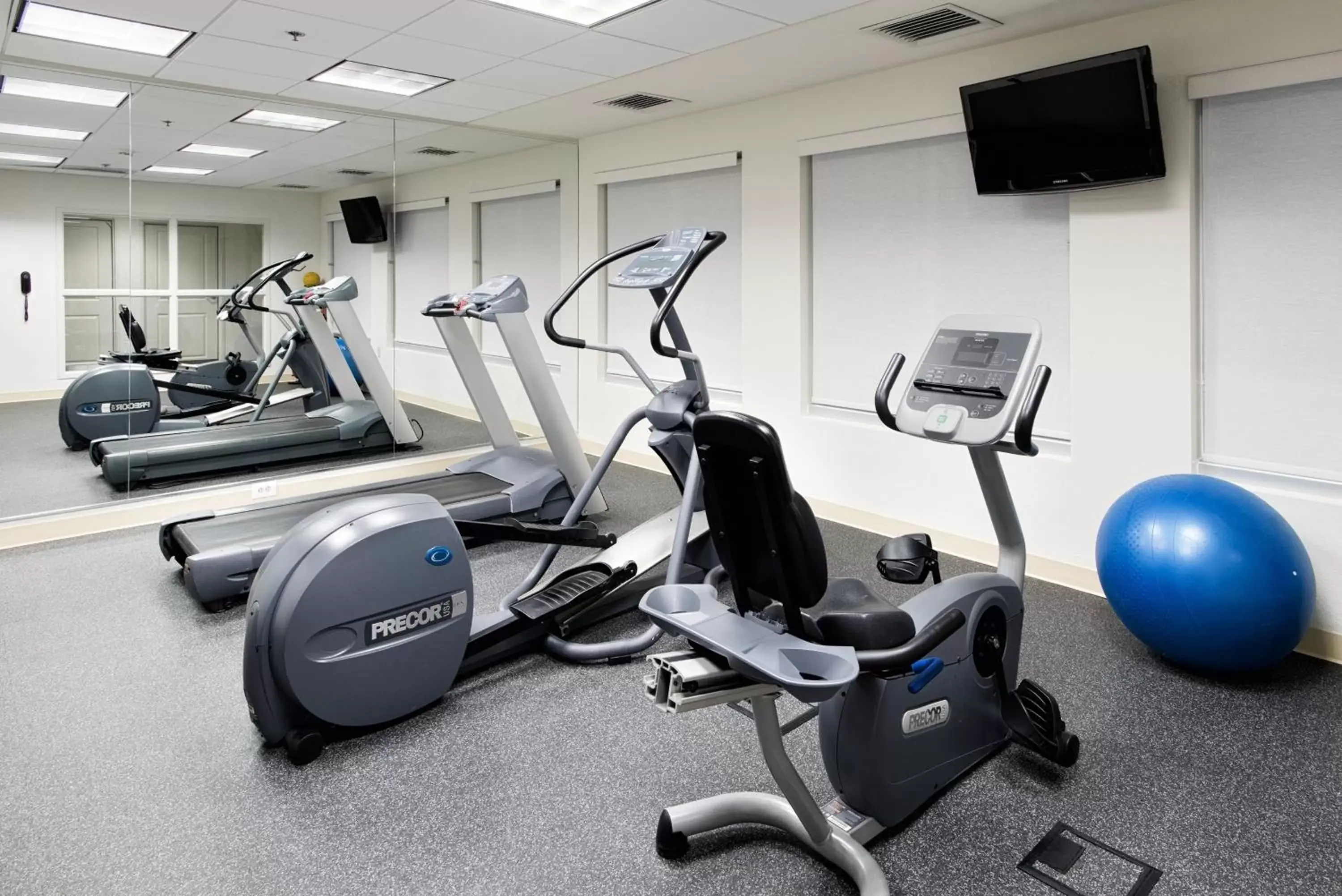 Fitness centre/facilities, Fitness Center/Facilities in Holiday Inn Express & Suites East Wichita I-35 Andover, an IHG Hotel