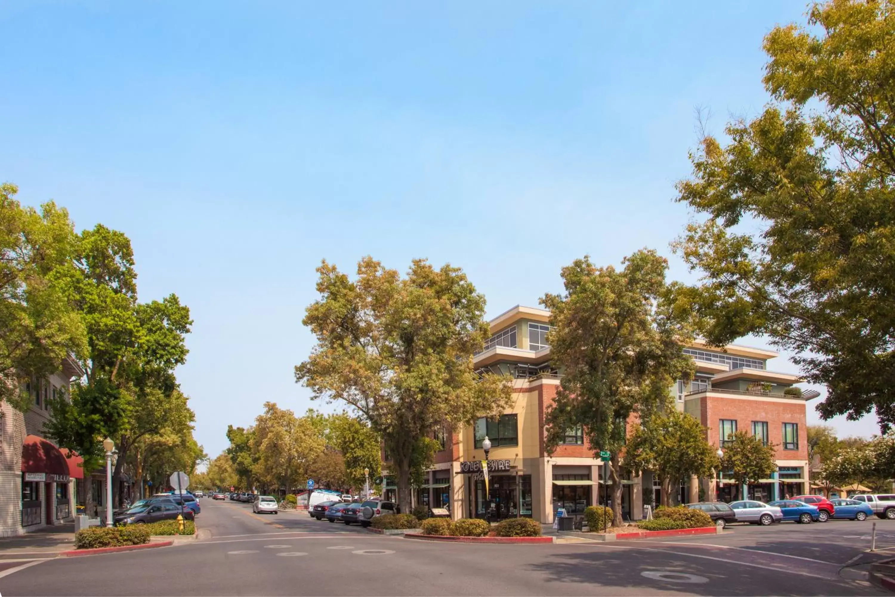 Nearby landmark, Property Building in Holiday Inn Express Davis-University Area, an IHG Hotel