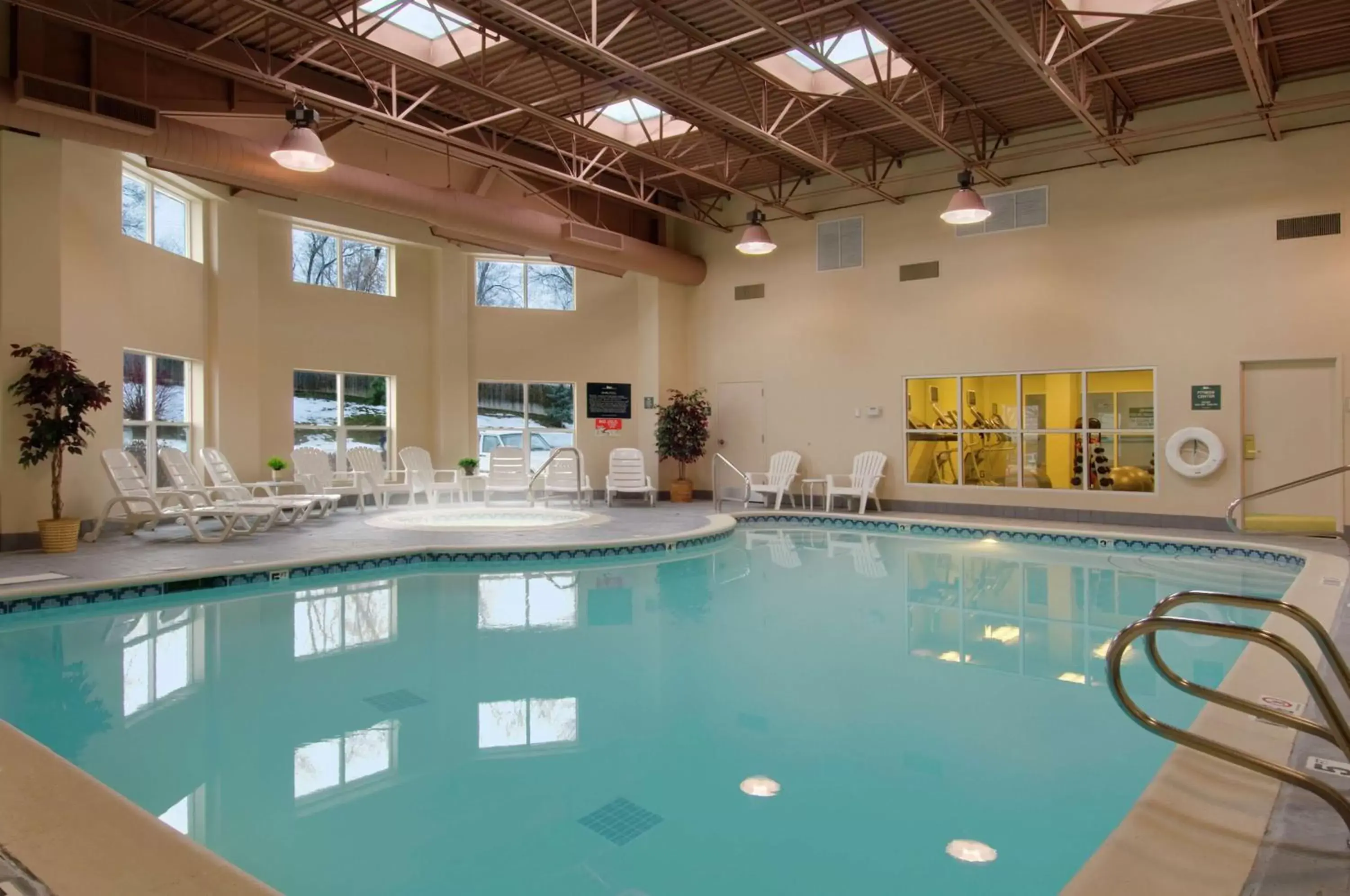 Pool view, Swimming Pool in Homewood Suites by Hilton Salt Lake City - Midvale/Sandy
