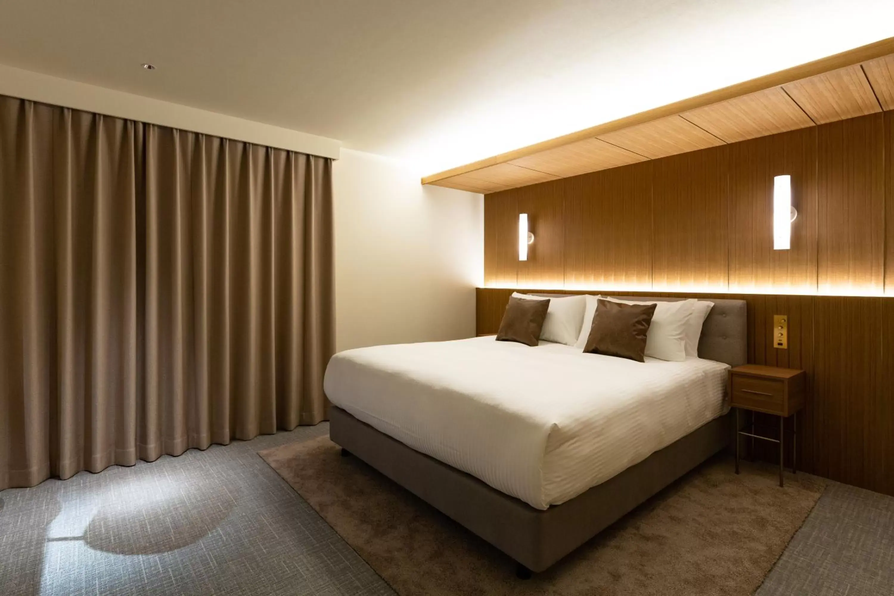 Photo of the whole room, Bed in The OneFive Villa Fukuoka