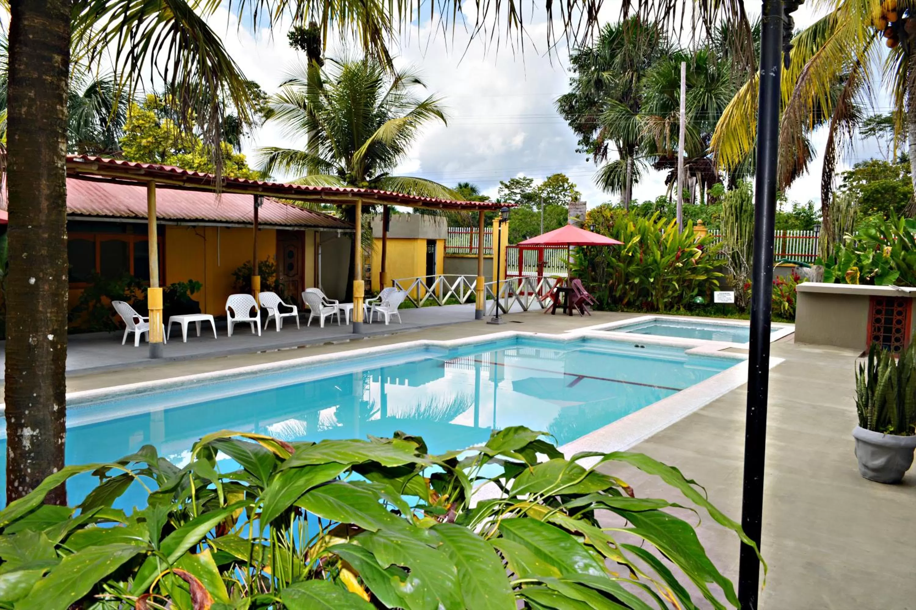 Day in Cabañas Yakuruna