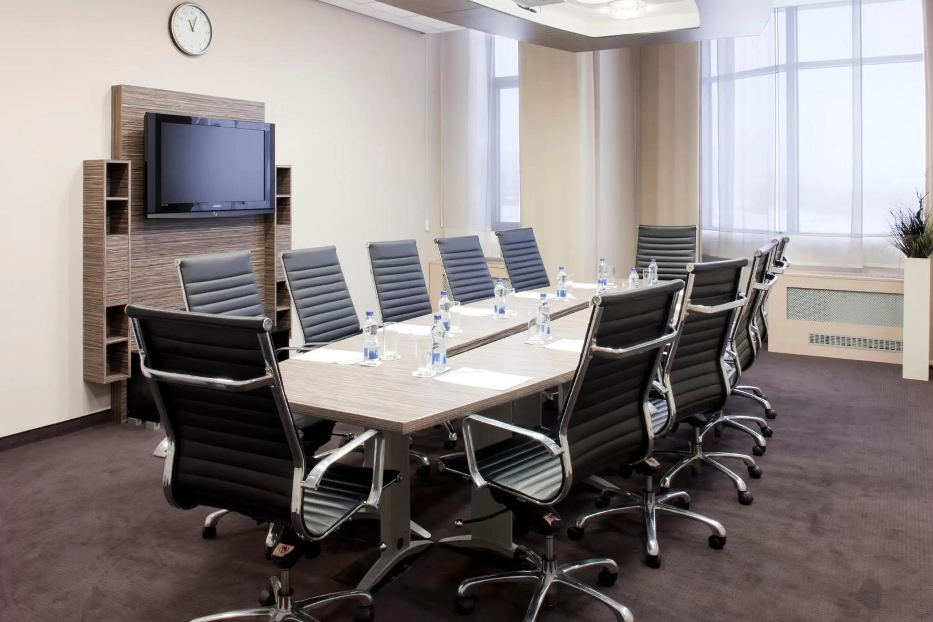 Meeting/conference room in Holiday Inn Belgrade, an IHG Hotel