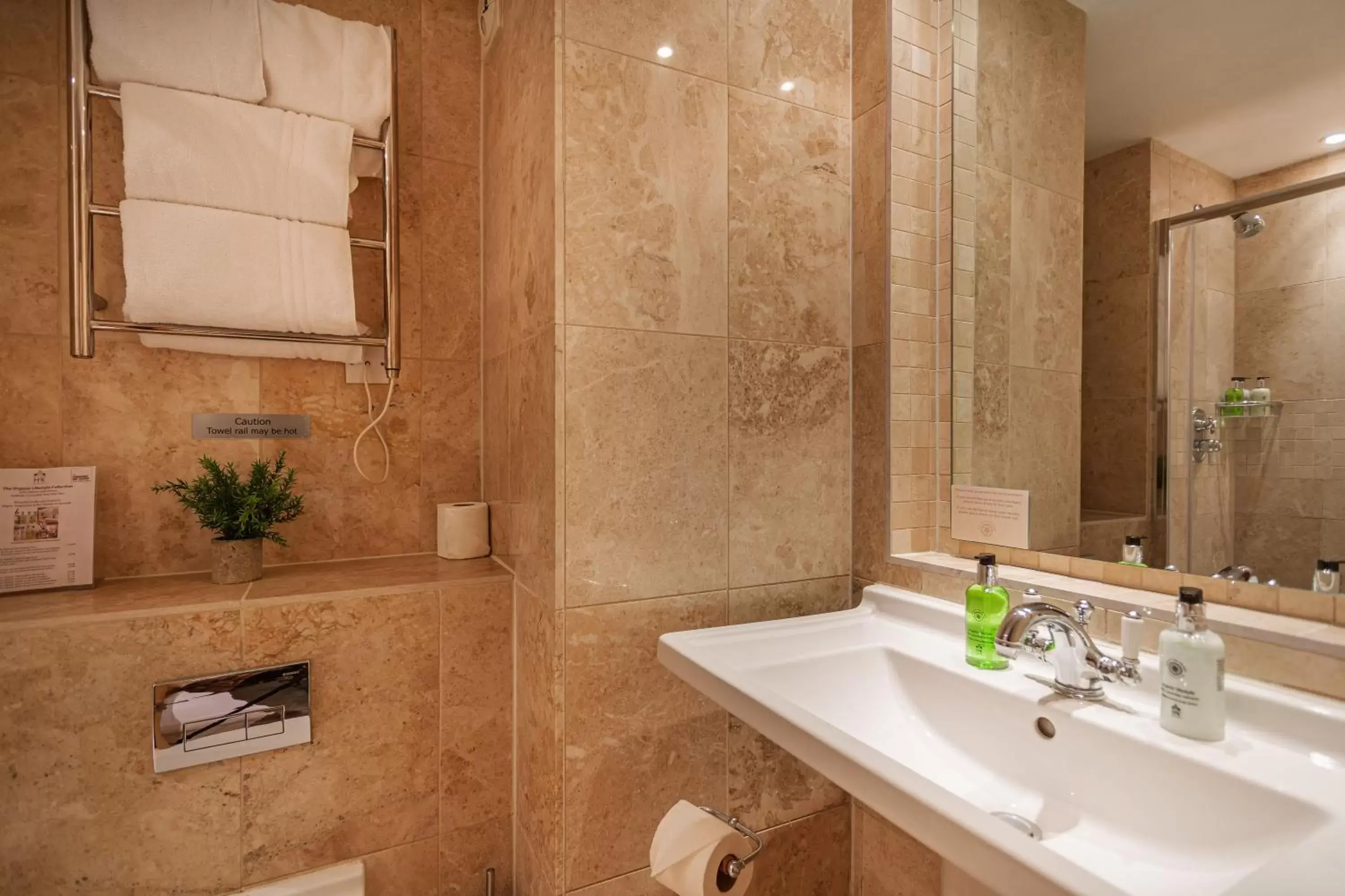 Bathroom in The White Horse Hotel, Romsey, Hampshire