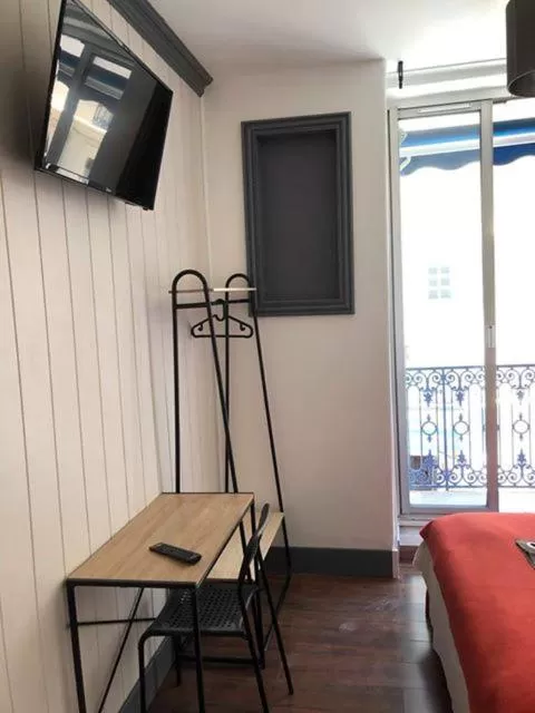 Bed in Hôtel Confort