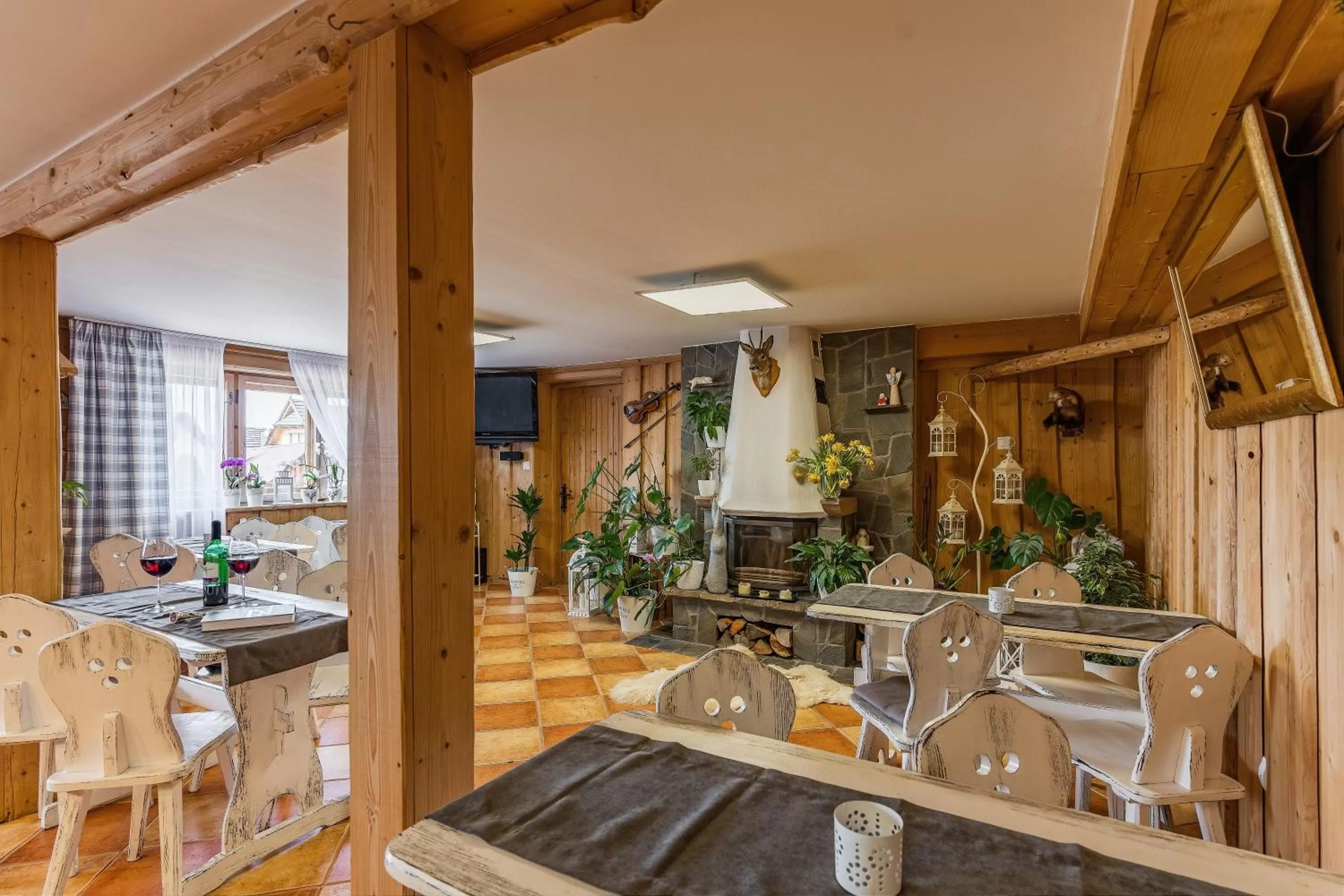 Dining area in Pokoje Gościnne U Małgorzaty Jacuzzi & Sauna