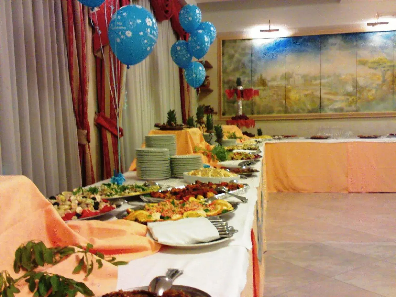 Food, Banquet Facilities in Hotel Euro