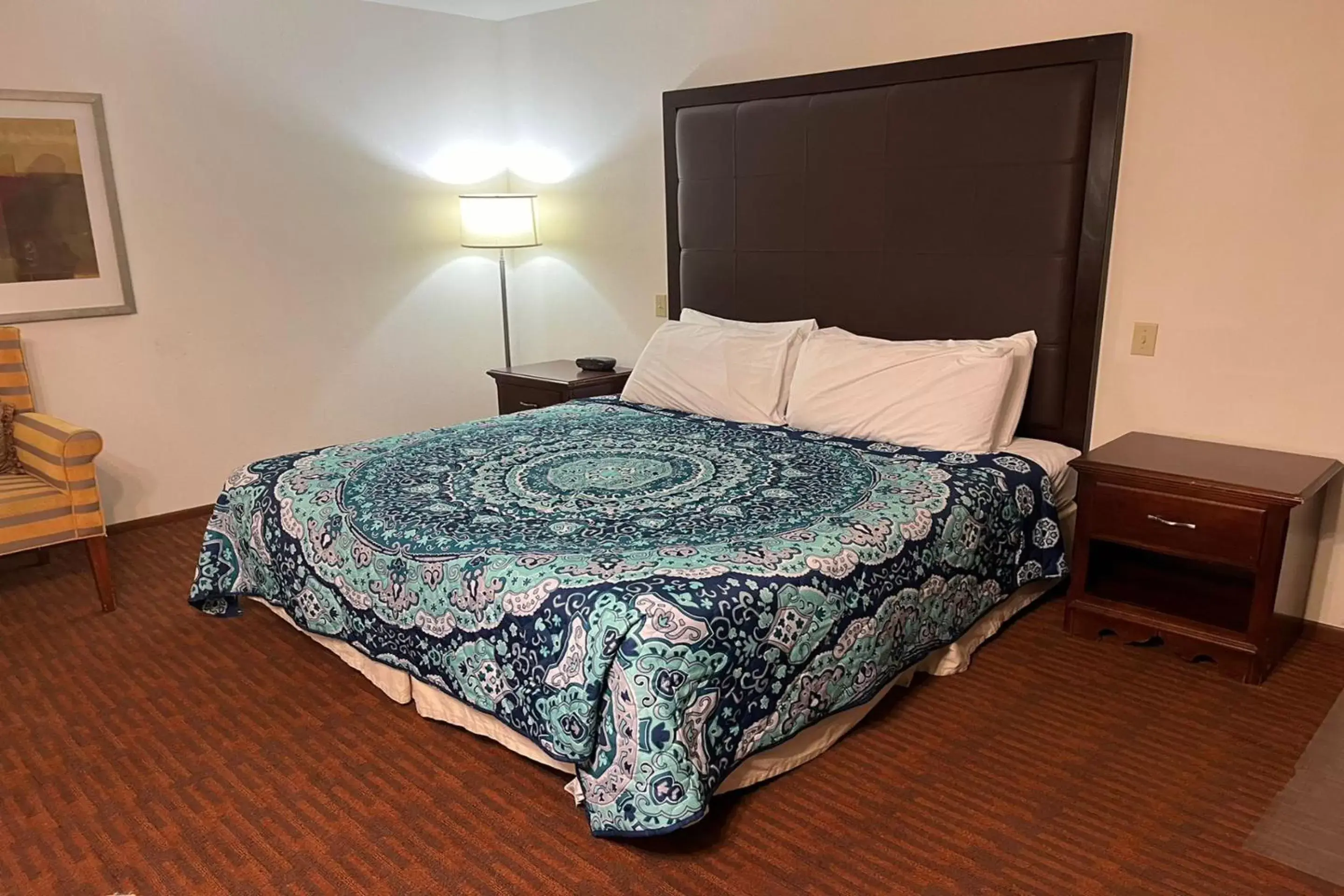 King Room in Harlan Inn and Suites