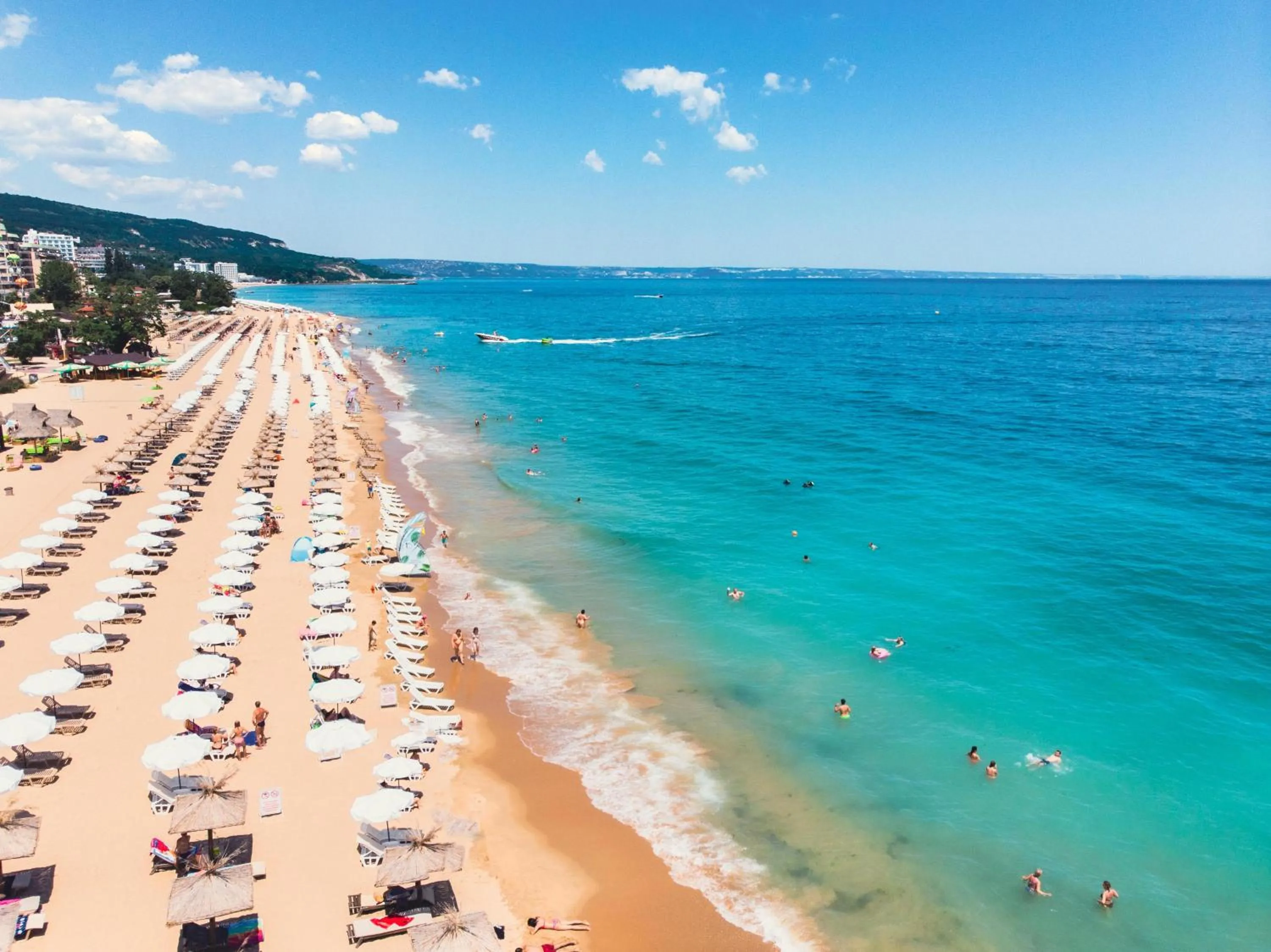 Beach in International Hotel Casino & Tower Suites