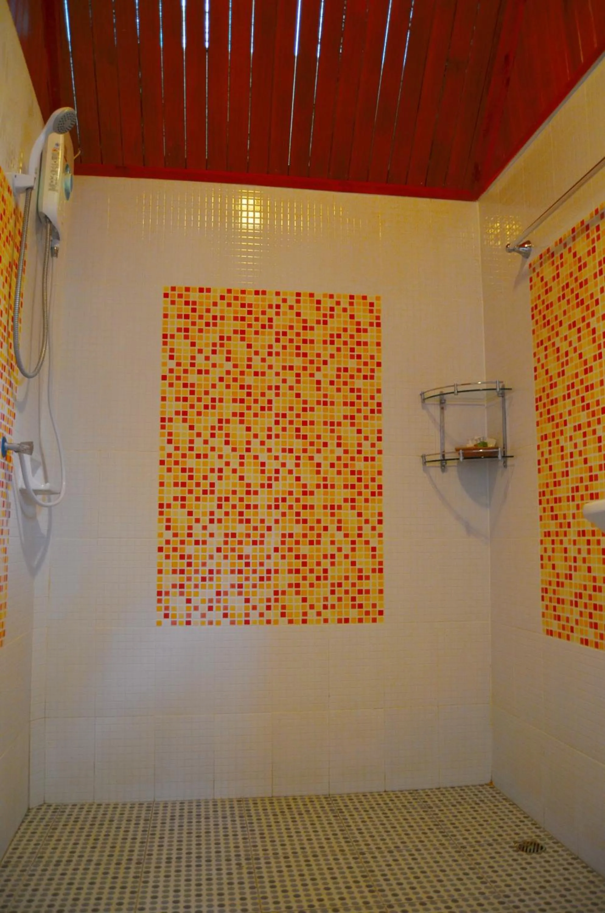 Shower in Sayang Beach Resort Koh Lanta