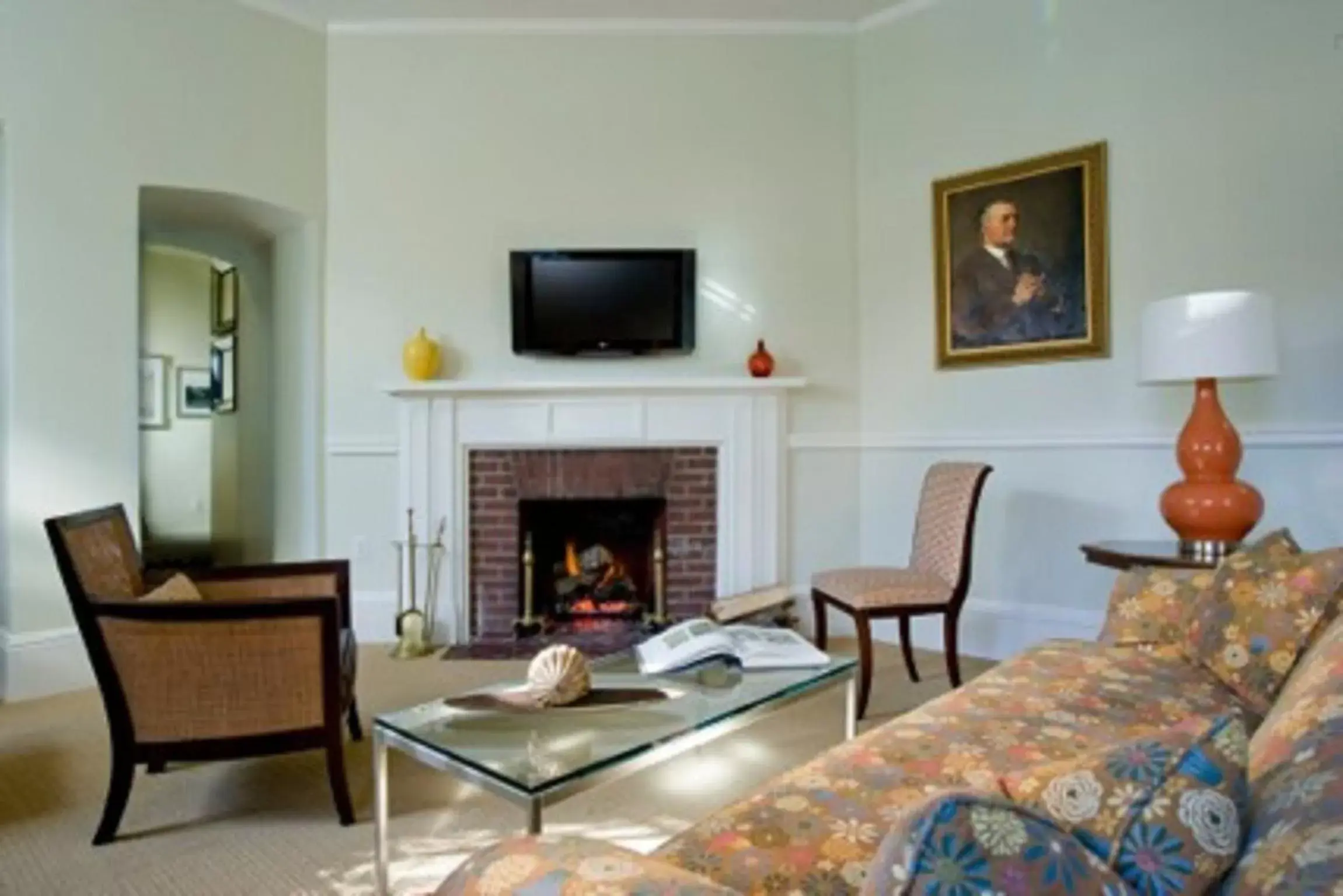 Living room, Seating Area in The Vanderbilt, Auberge Resorts Collection