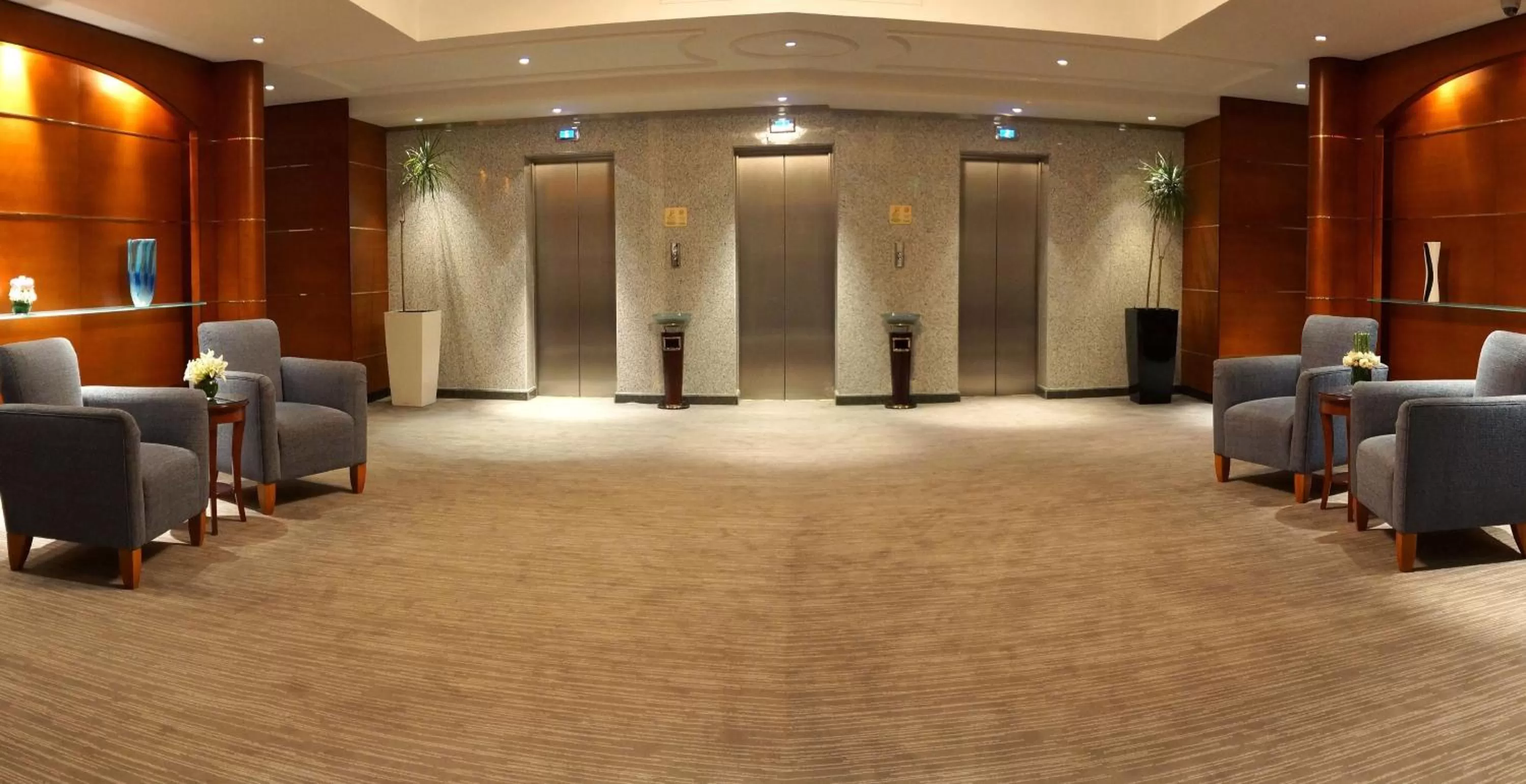 Lobby or reception in Executives Hotel - Olaya