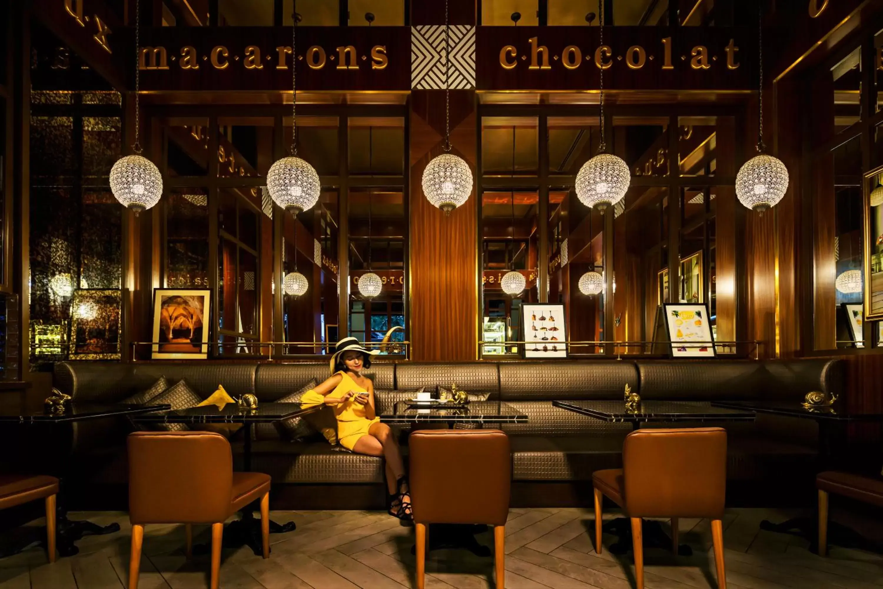 Restaurant/places to eat, Lounge/Bar in Sofitel Singapore Sentosa Resort & Spa