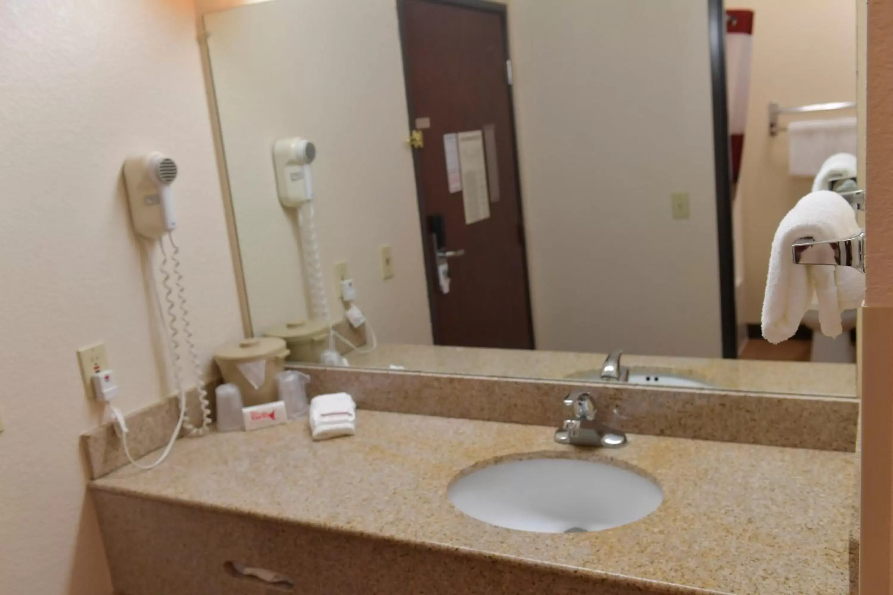 Bathroom in Baymont Inn & Suites by Wyndham Lincoln NE