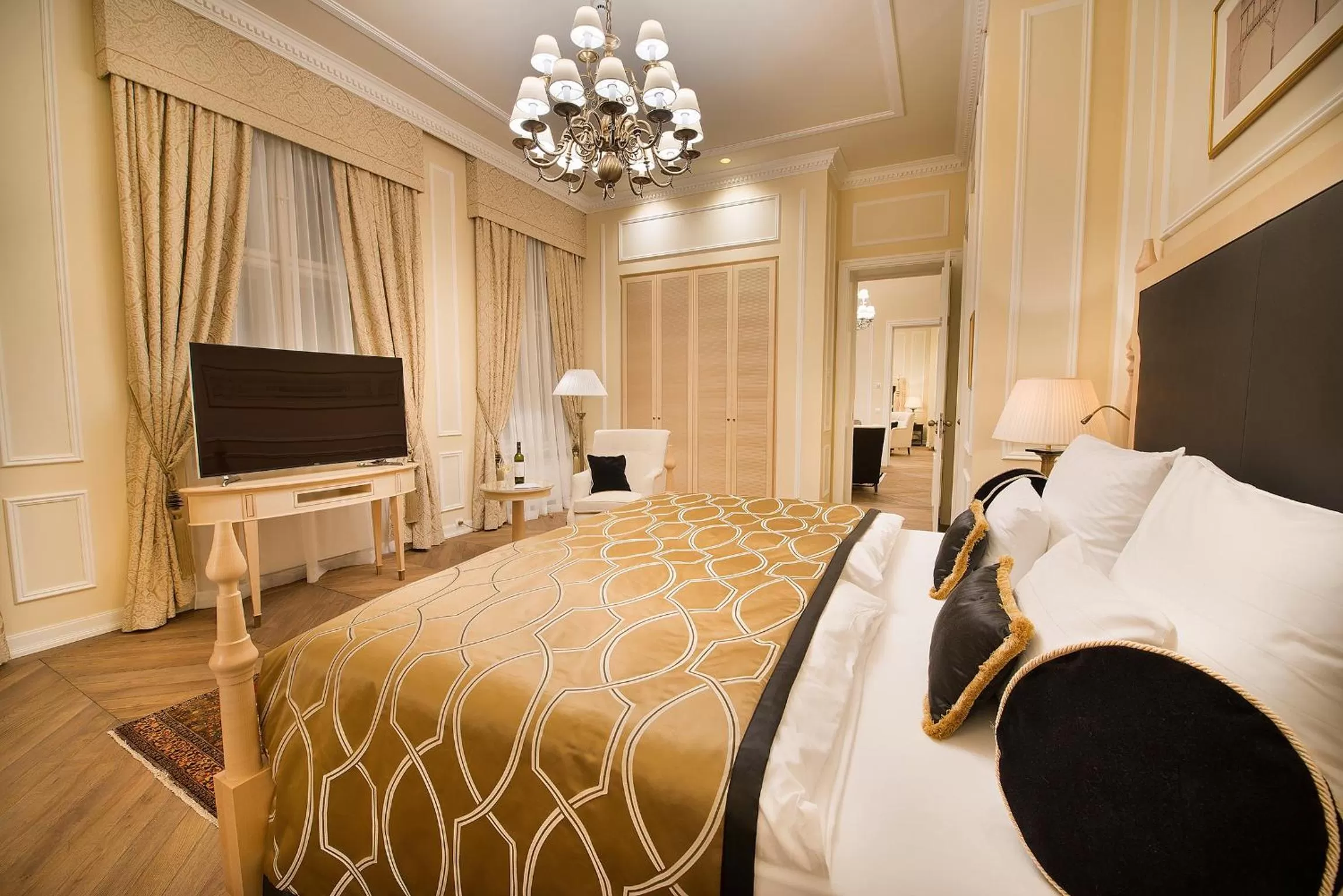 Bedroom, Bed in Wilson Palace by LOFT