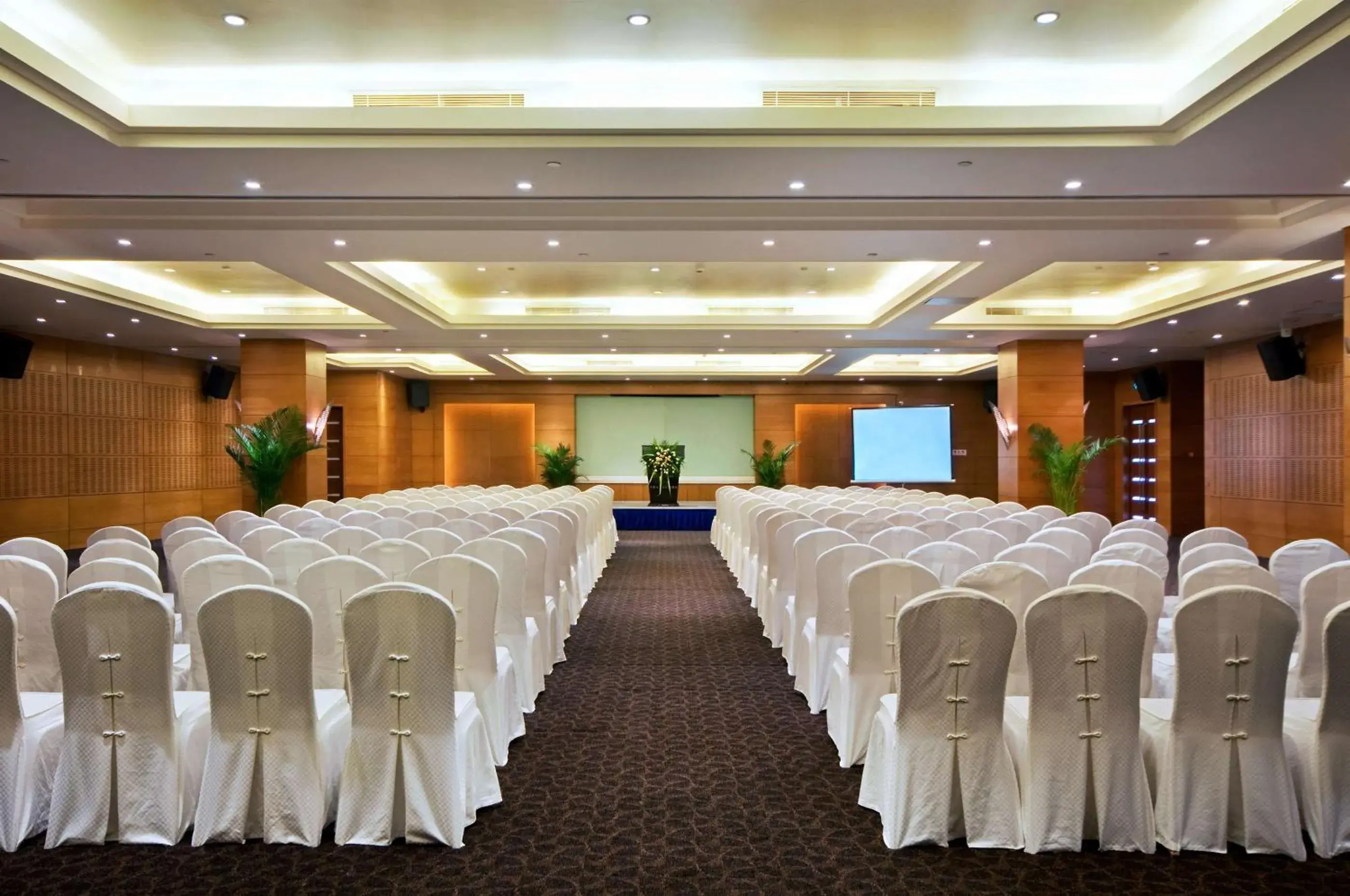 Meeting/conference room in Hilton Hefei