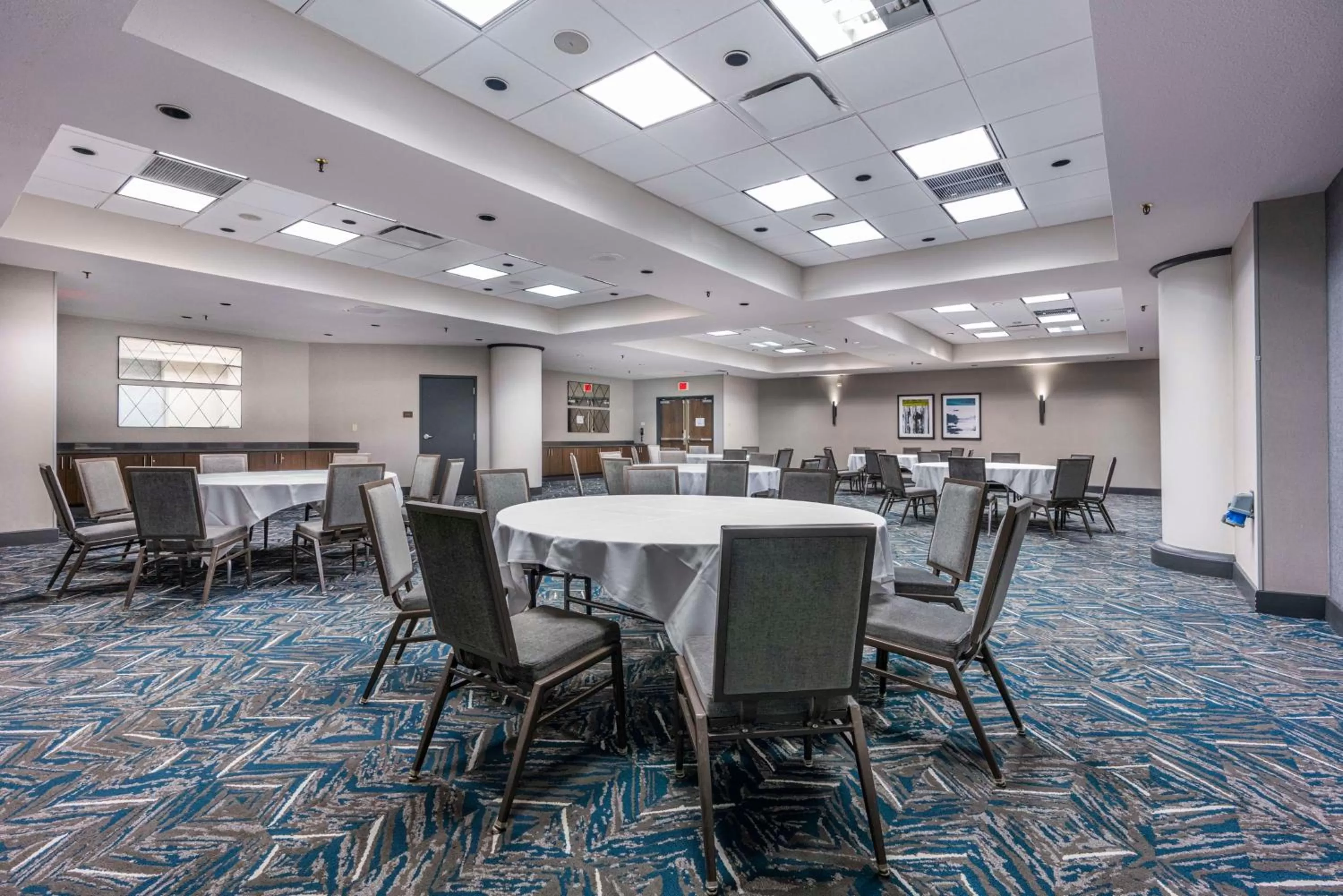 Meeting/conference room in Embassy Suites by Hilton Indianapolis Downtown