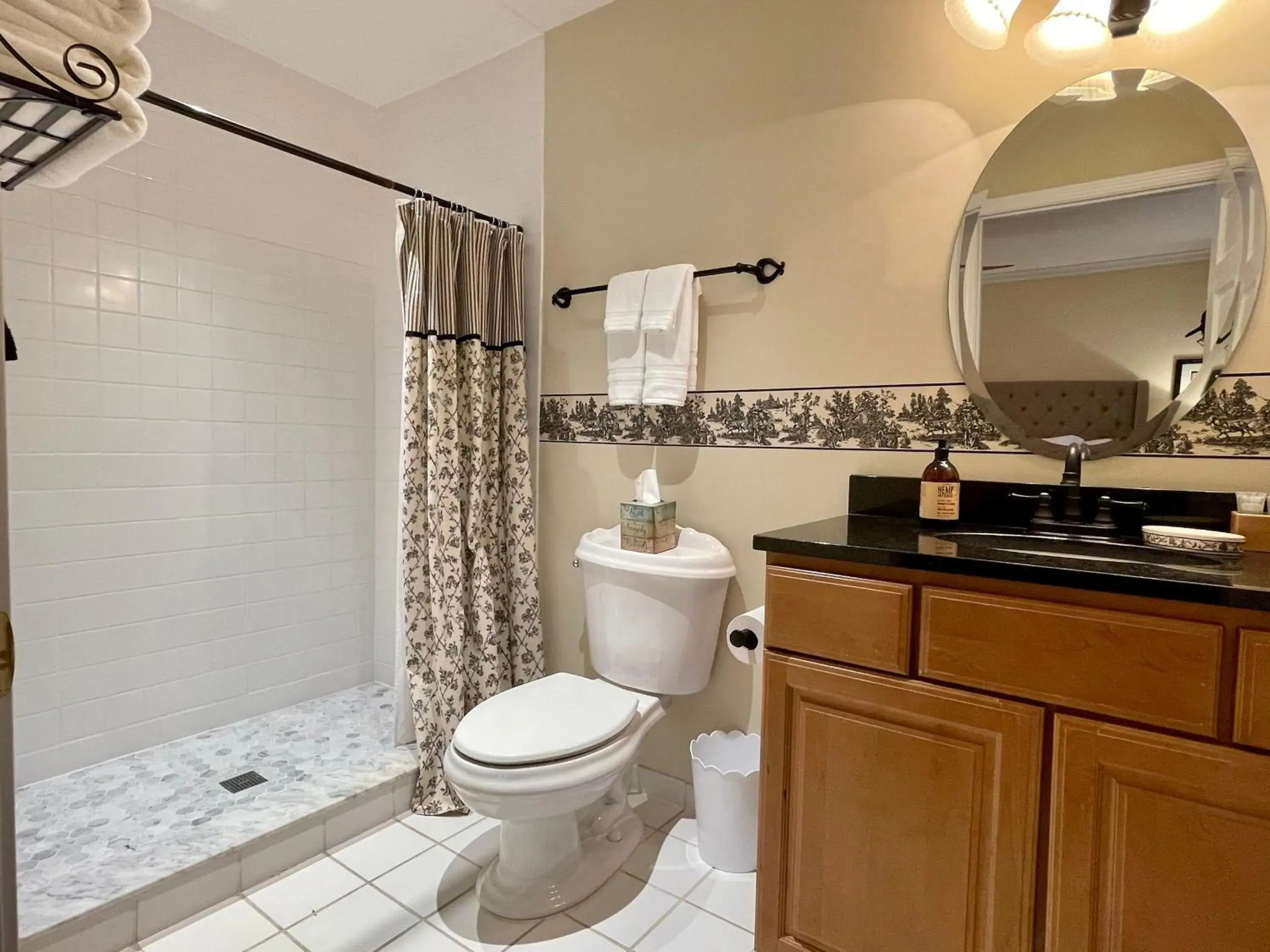 Bathroom in Inn on Main Hotel