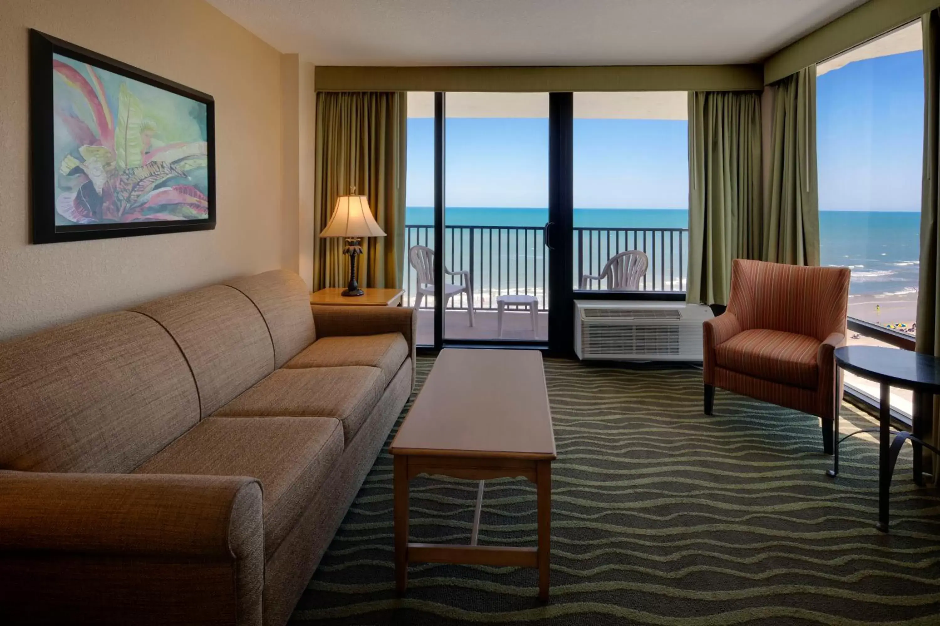 Living room, Seating Area in Nautilus Inn - Daytona Beach