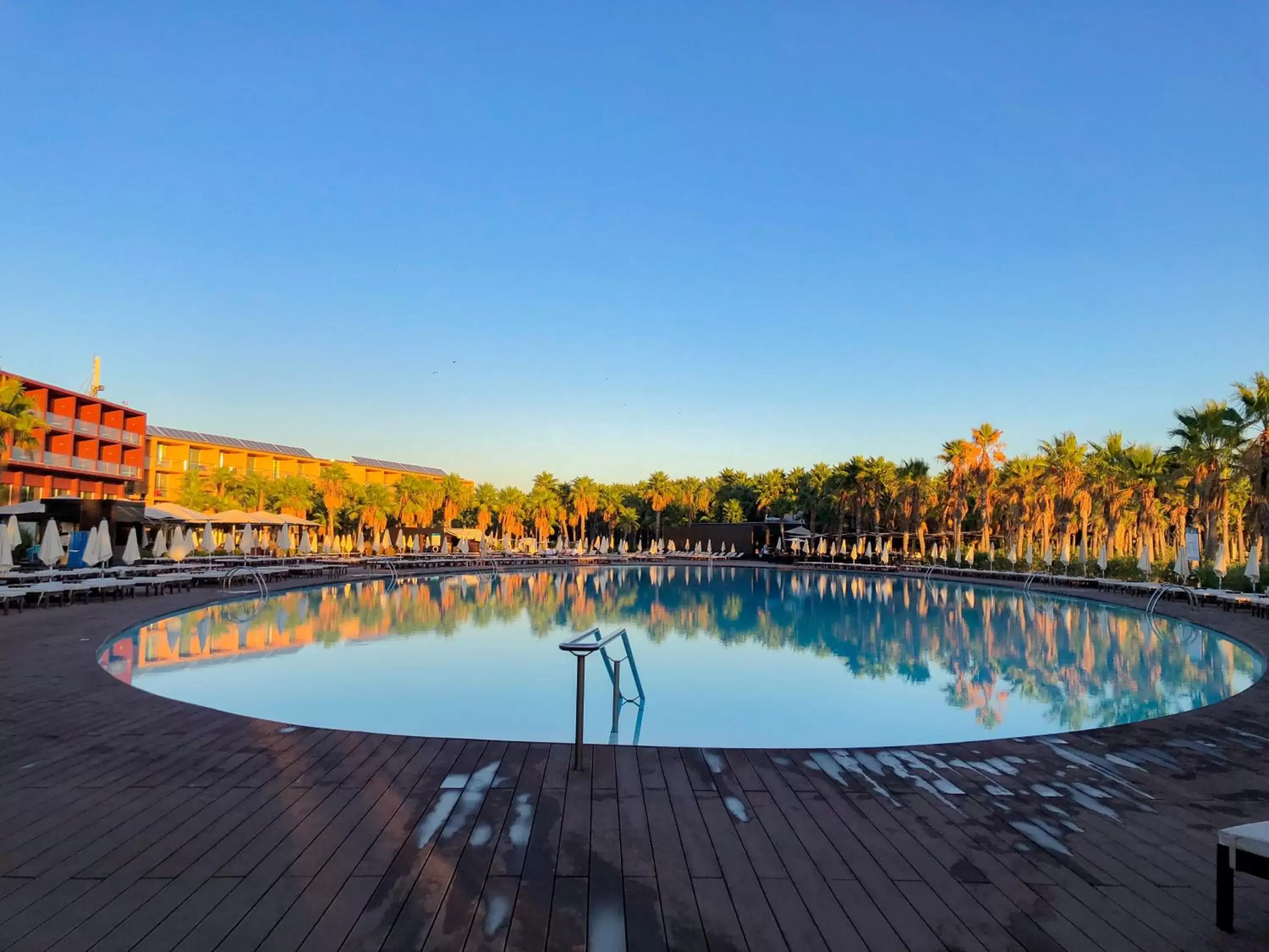 Swimming Pool in VidaMar Resort Hotel Algarve