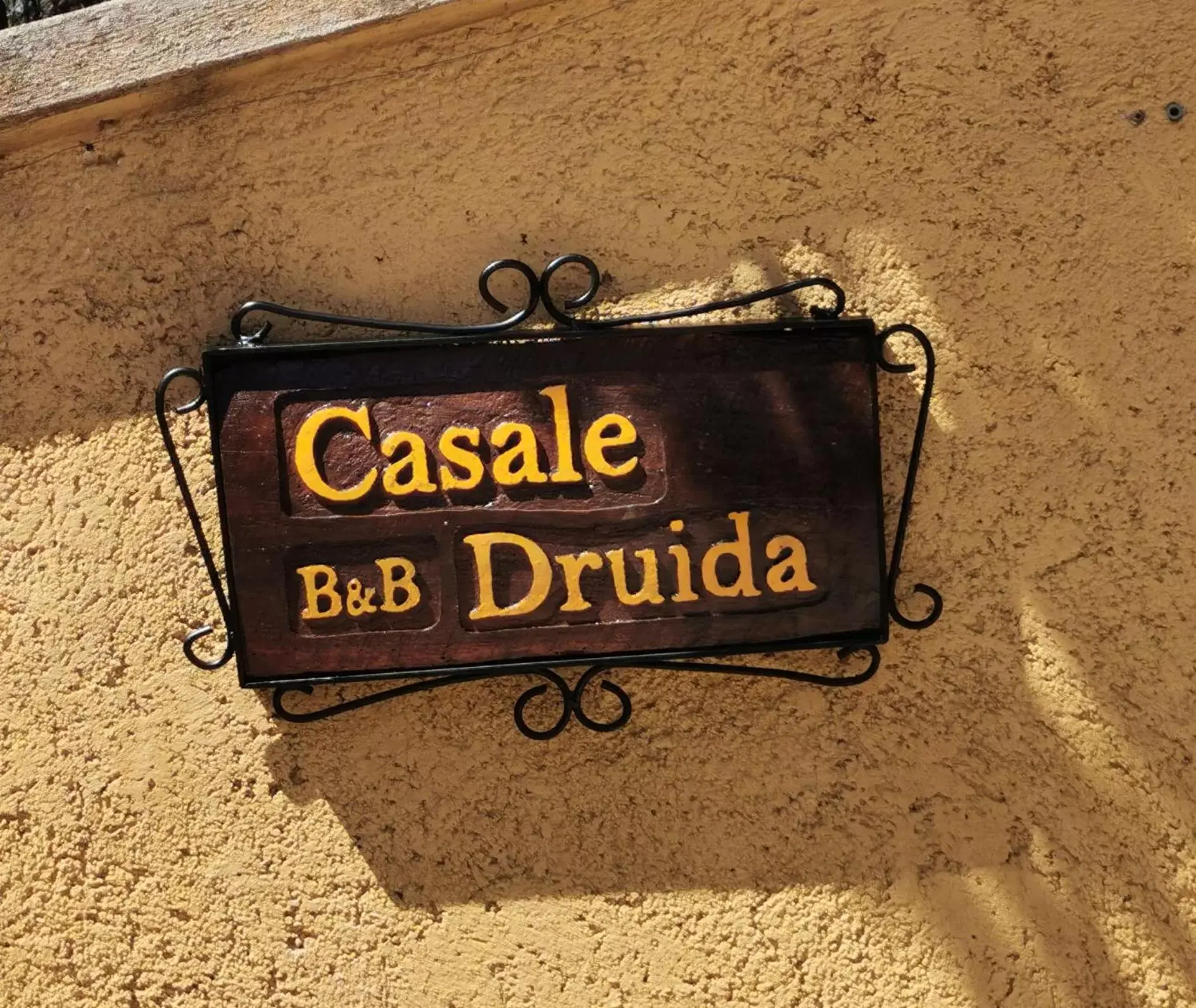 Property Logo/Sign in Casale Druida