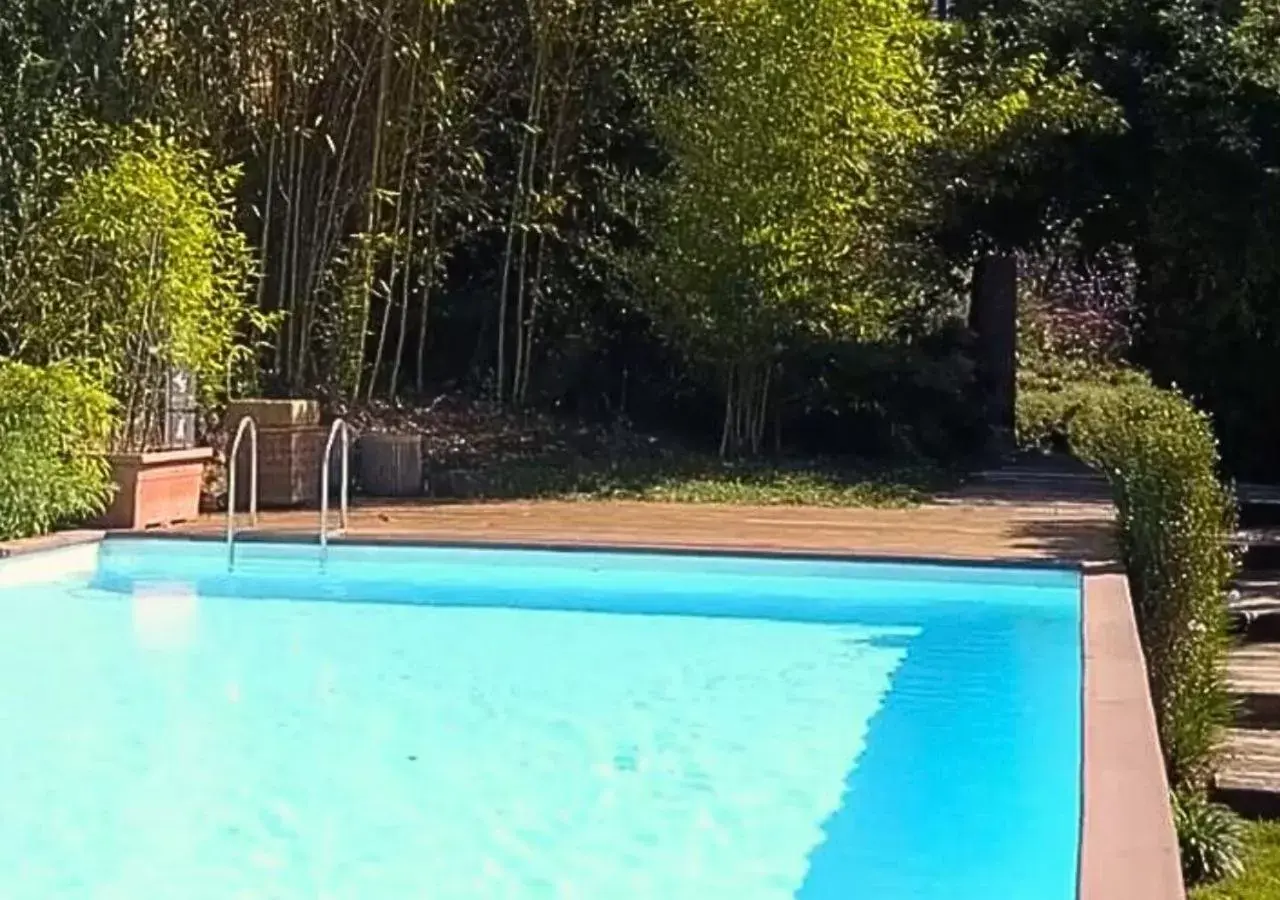 Swimming Pool in A Quinta Da Auga Hotel Spa Relais & Chateaux