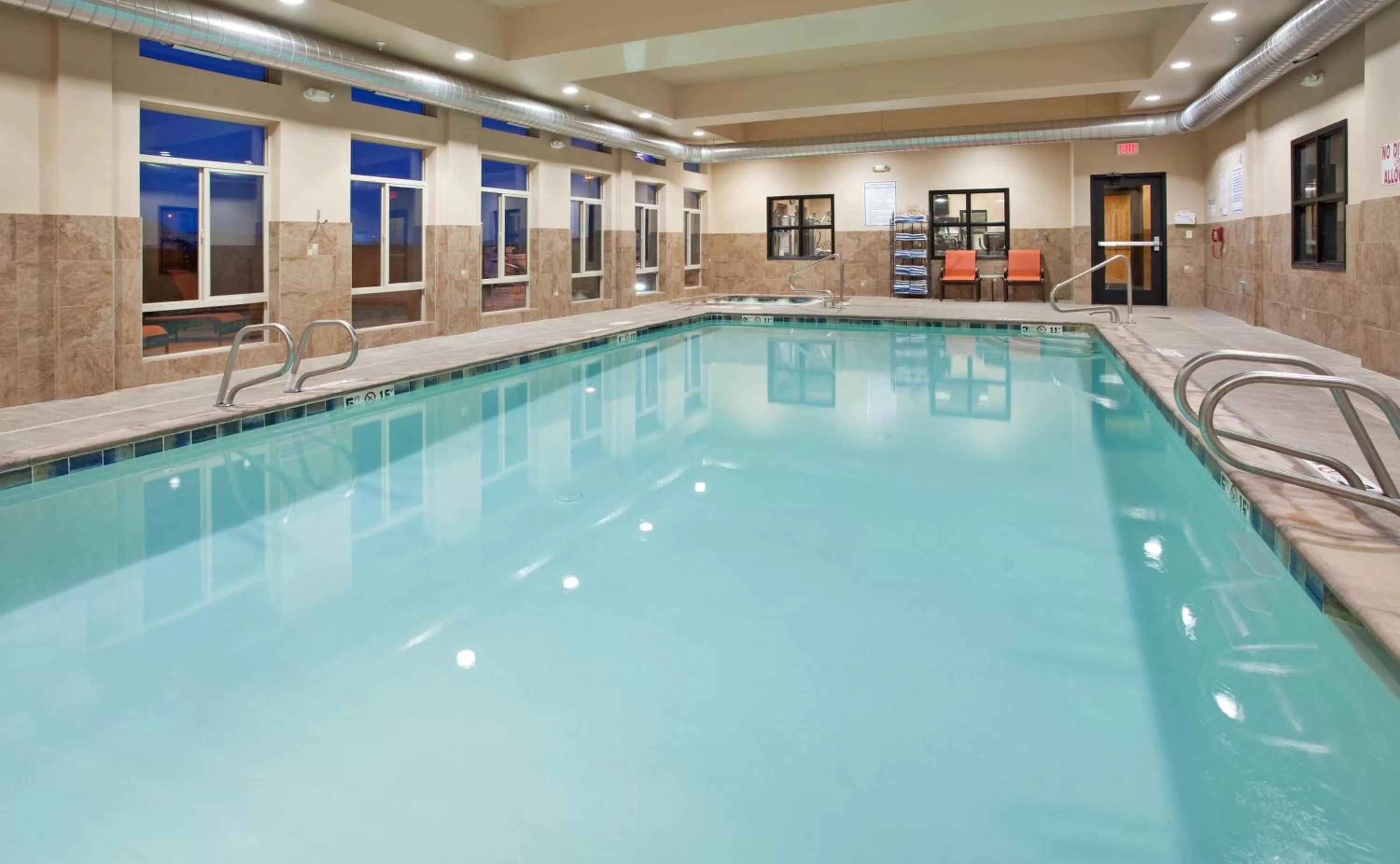 Swimming pool in Holiday Inn Express & Suites Gallup East by IHG