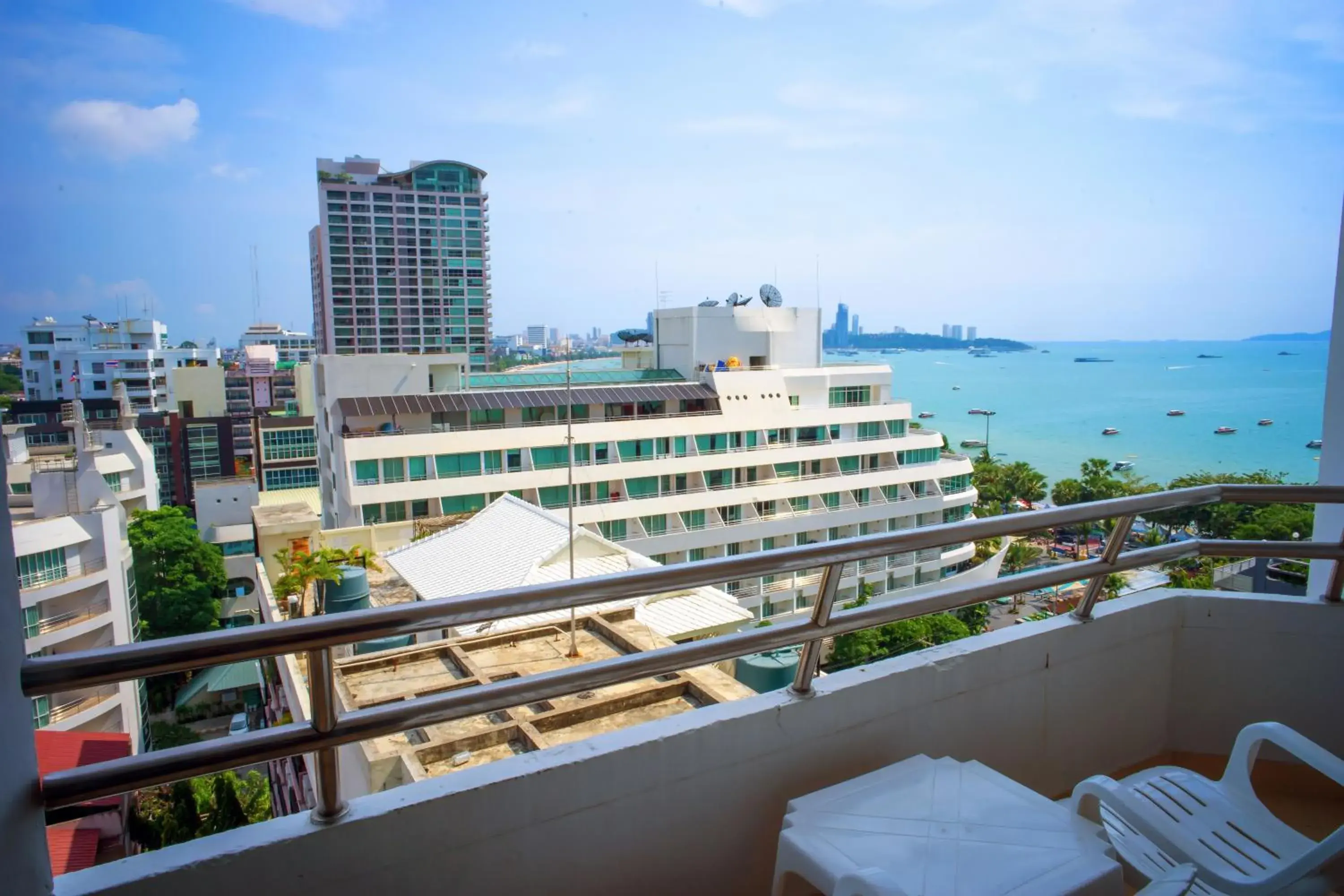 Balcony/Terrace in Markland Beach View