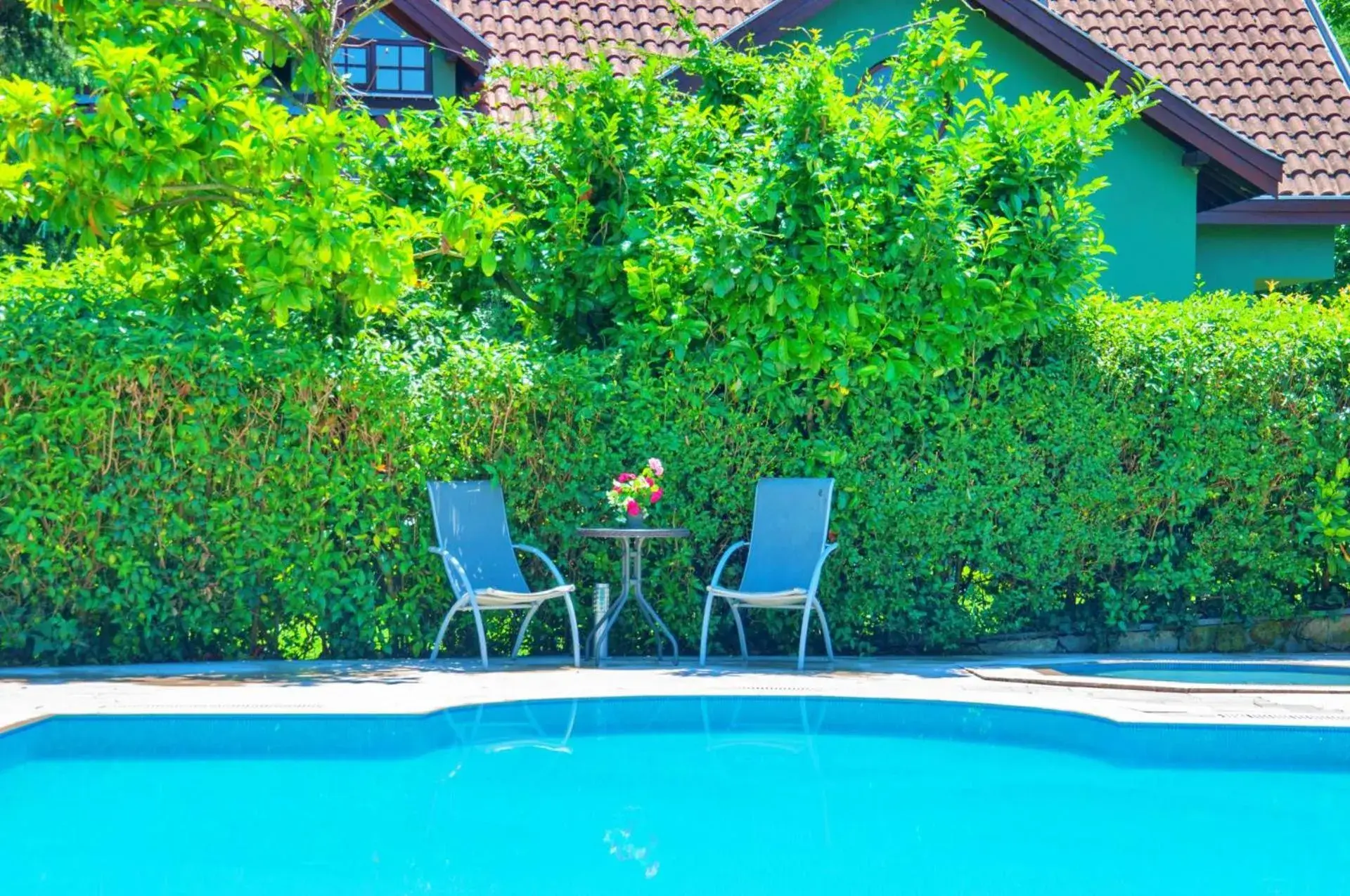 Spring, Swimming Pool in Villa Kirkpinar Sapanca