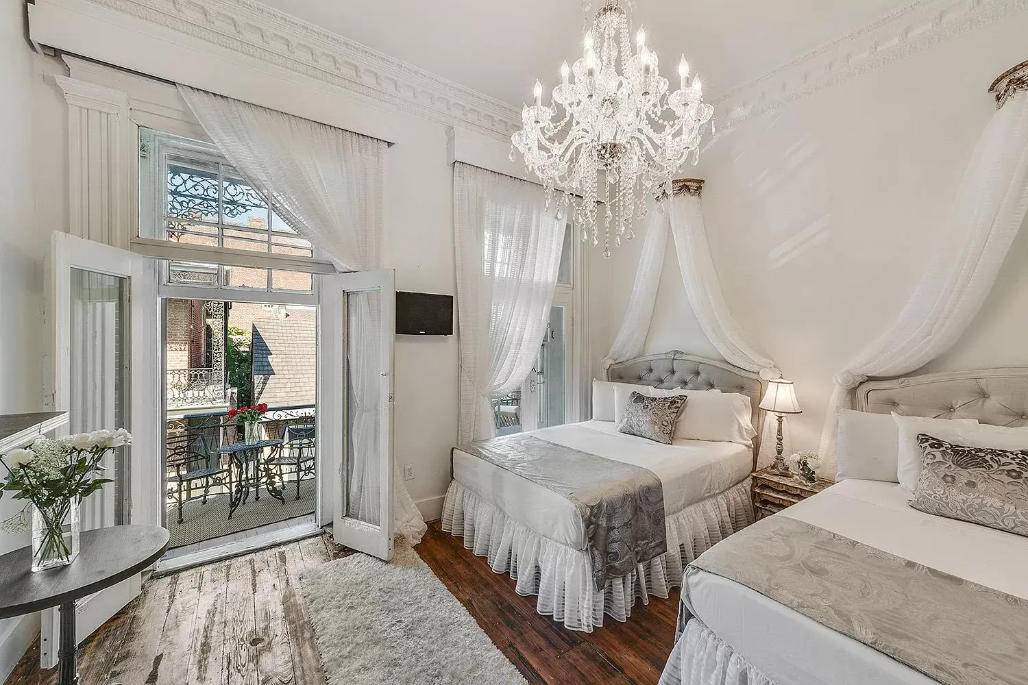 Bed in French Quarter Mansion
