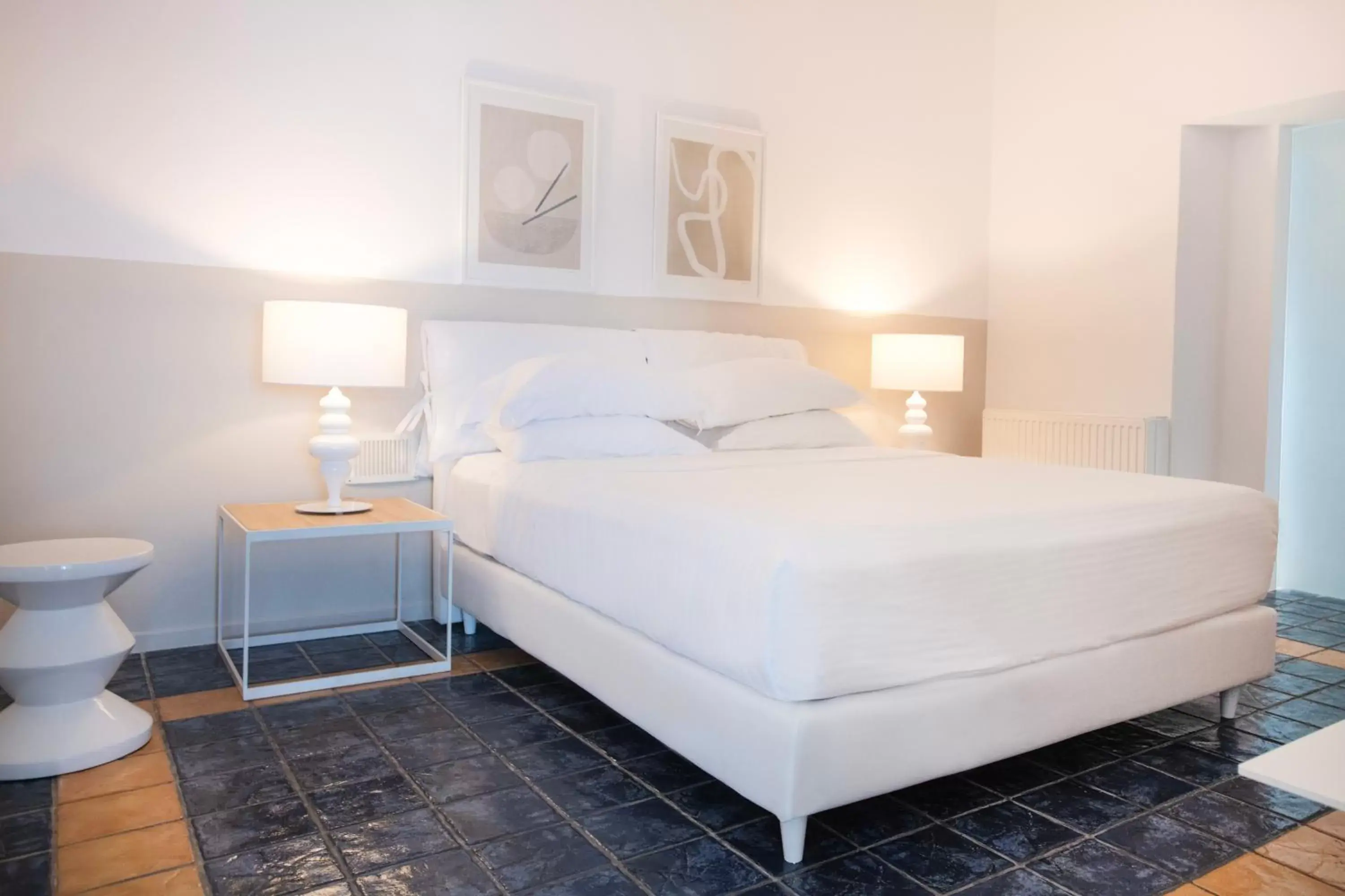 Bed in Lilium Hotel Santorini Bed in Lilium Hotel Santorini