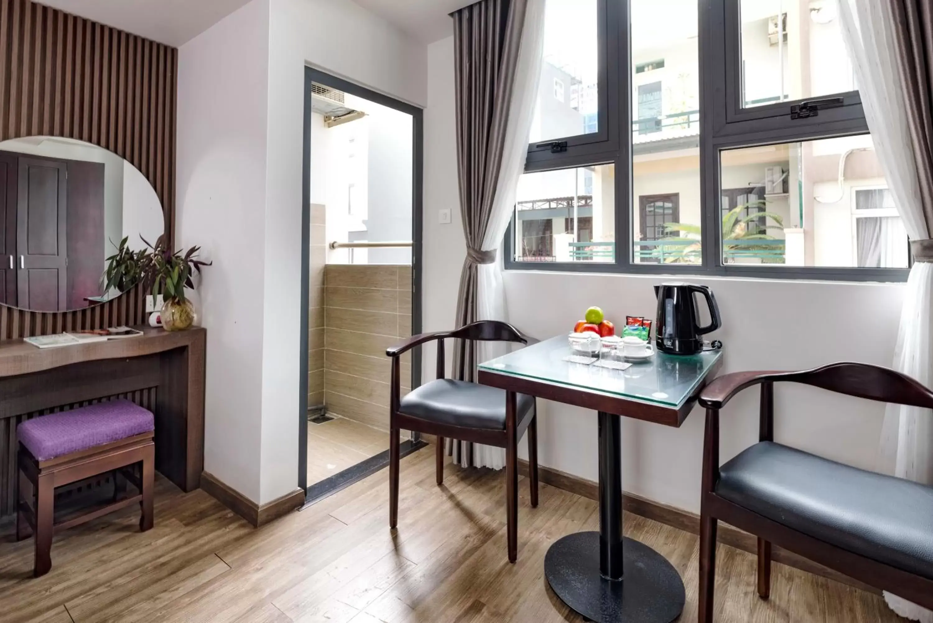 Property building in Azura Gold Hotel & Apartment Property building in Azura Gold Hotel & Apartment