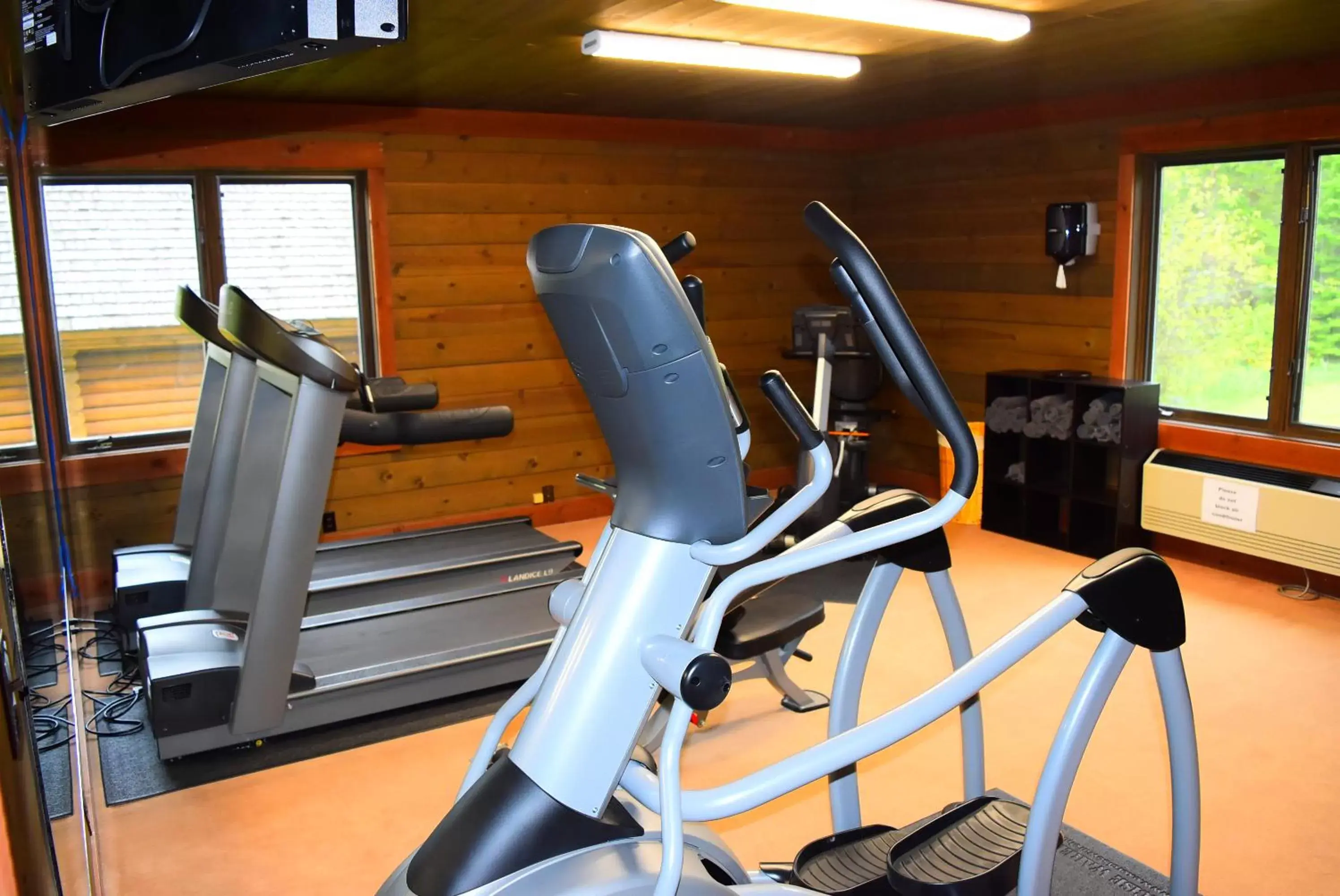 Fitness centre/facilities in Drummond Island Resort Fitness centre/facilities in Drummond Island Resort