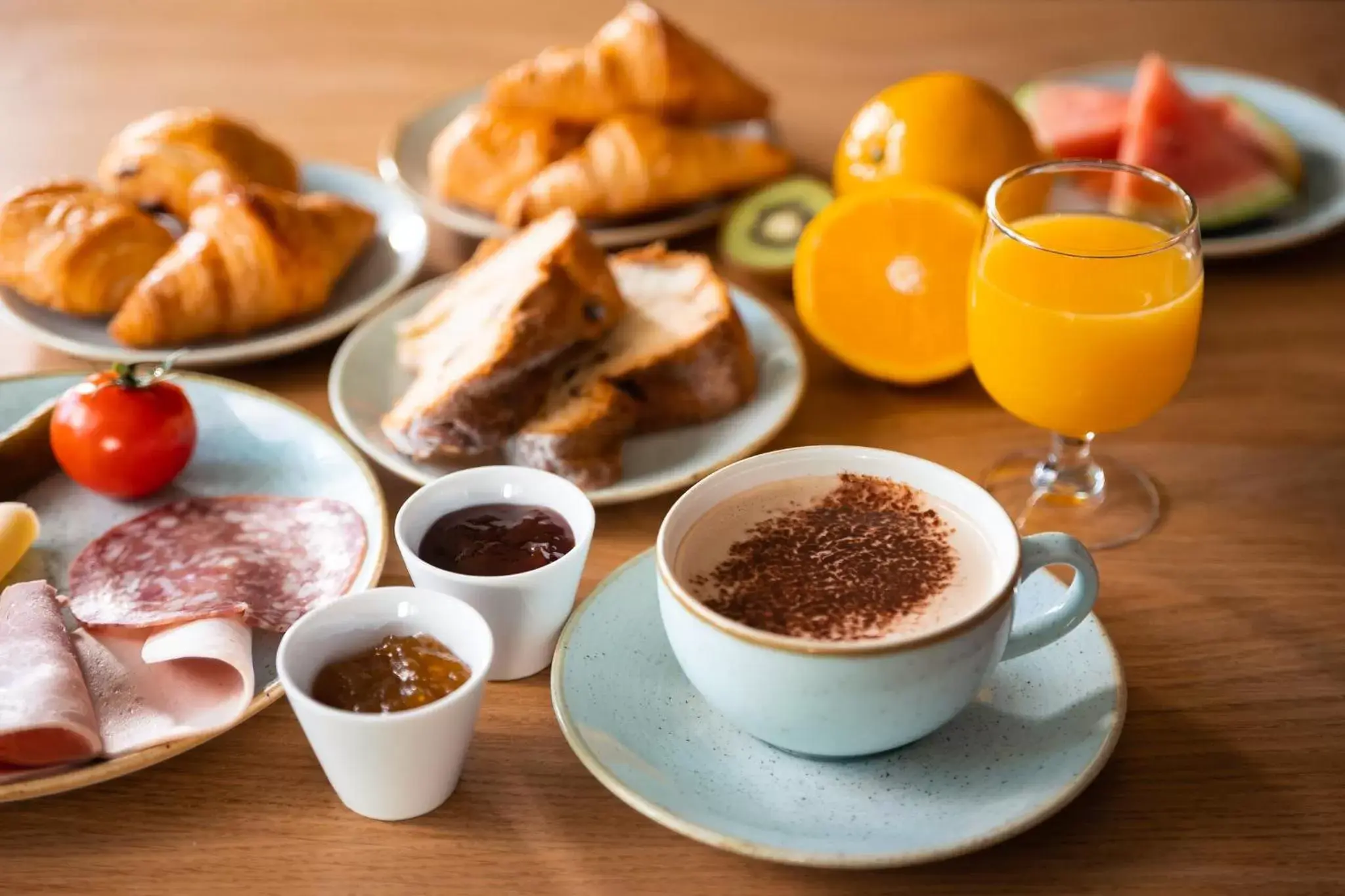 Breakfast in Hôtel Diana Restaurant & Spa by HappyCulture
