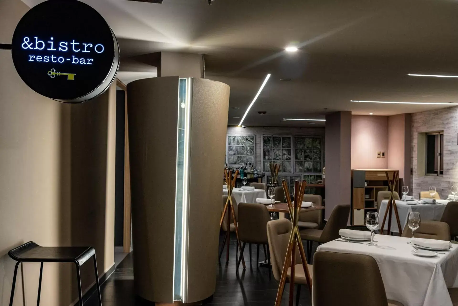 Restaurant/Places to Eat in Hotel Clé Reforma Insurgentes