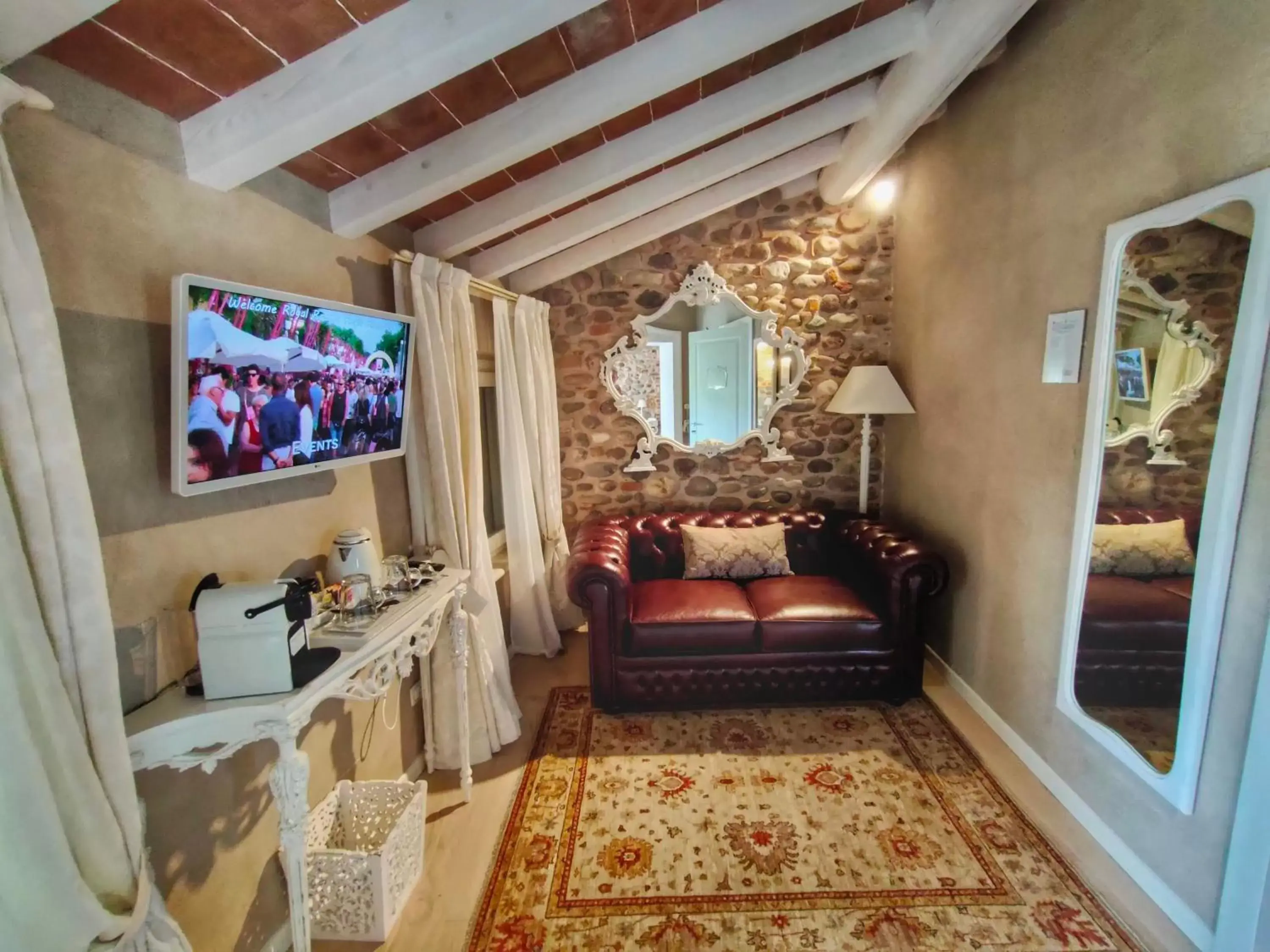 Seating Area in Regia Rosetta - Royal Rooms Borghetto