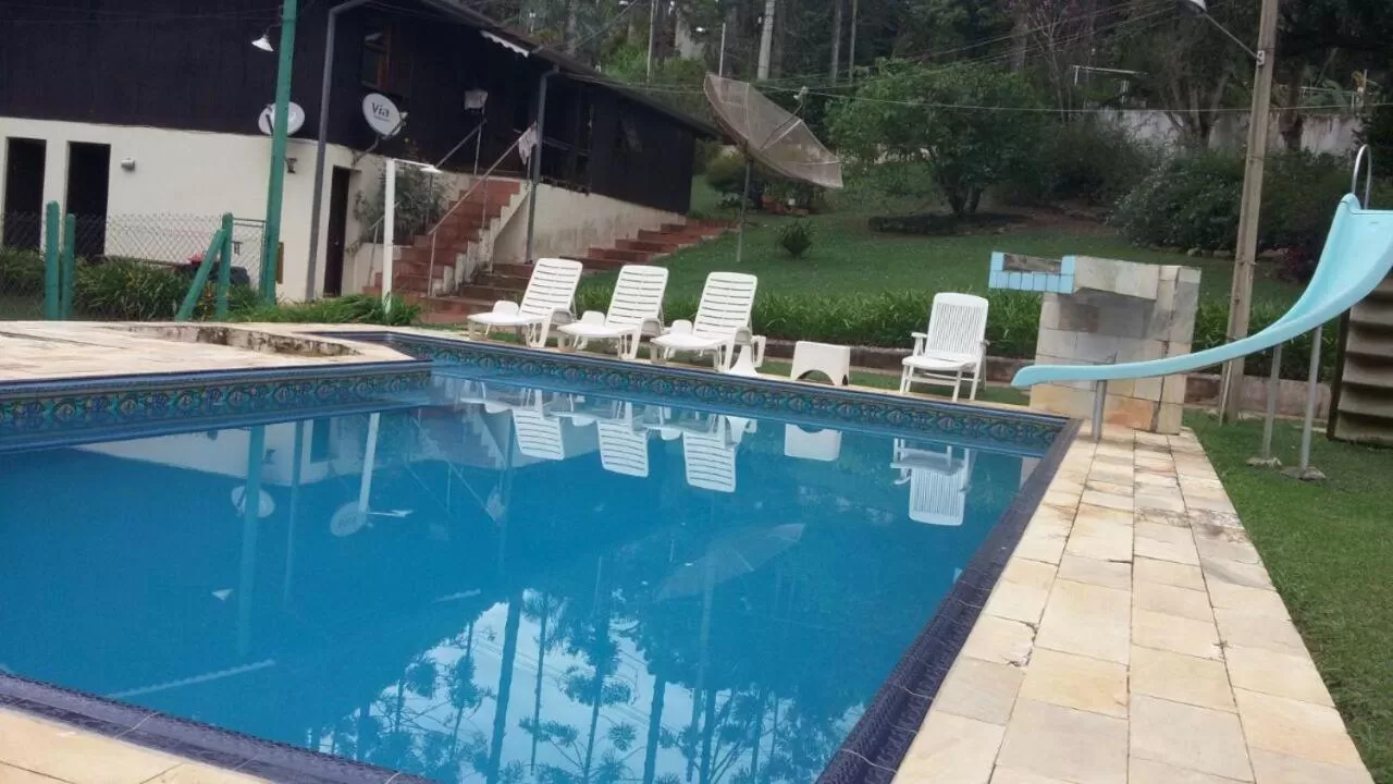Property building, Swimming Pool in Abaete Pousada da Estancia