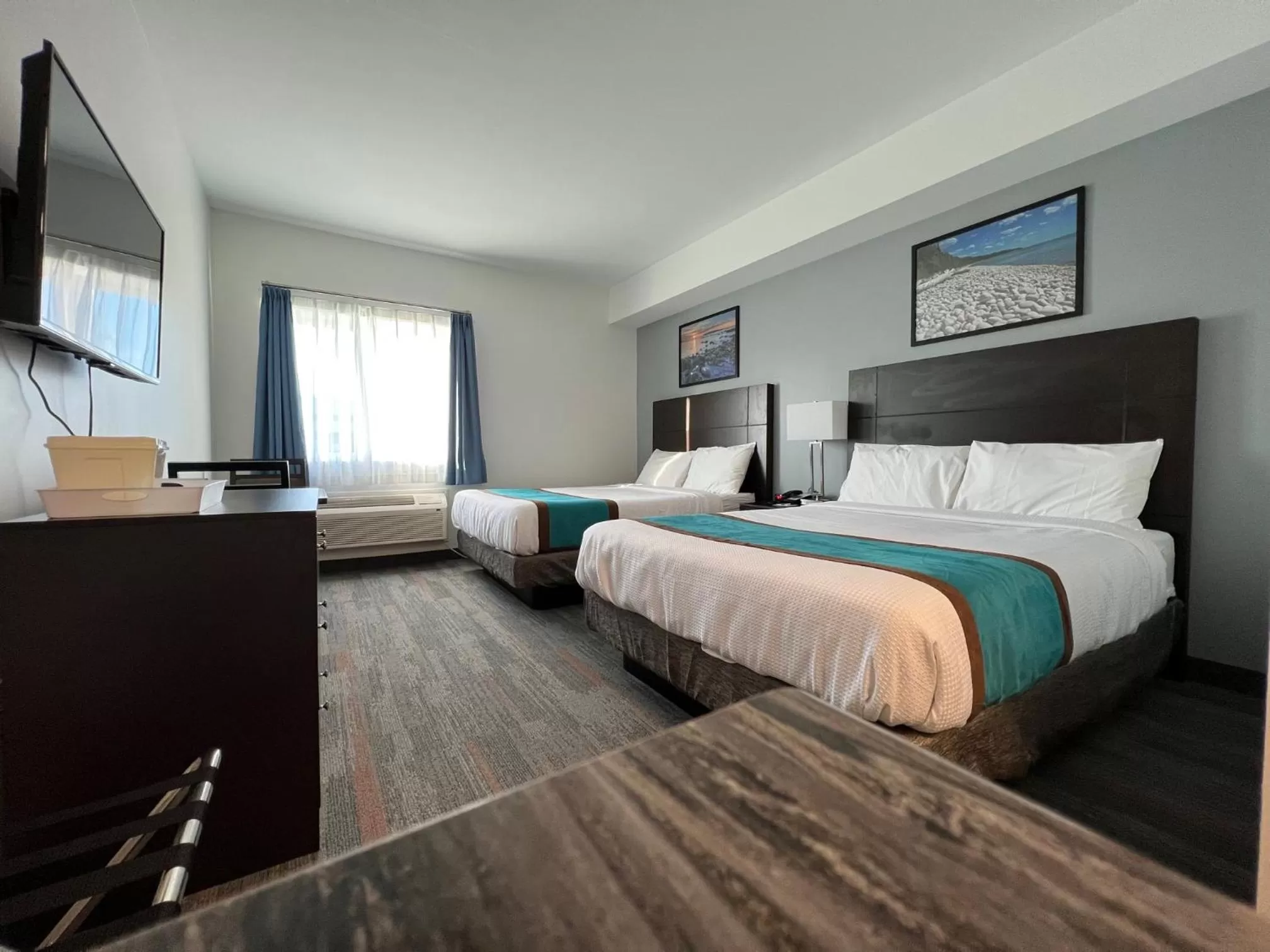 hair dresser in Travelodge by Wyndham Marathon