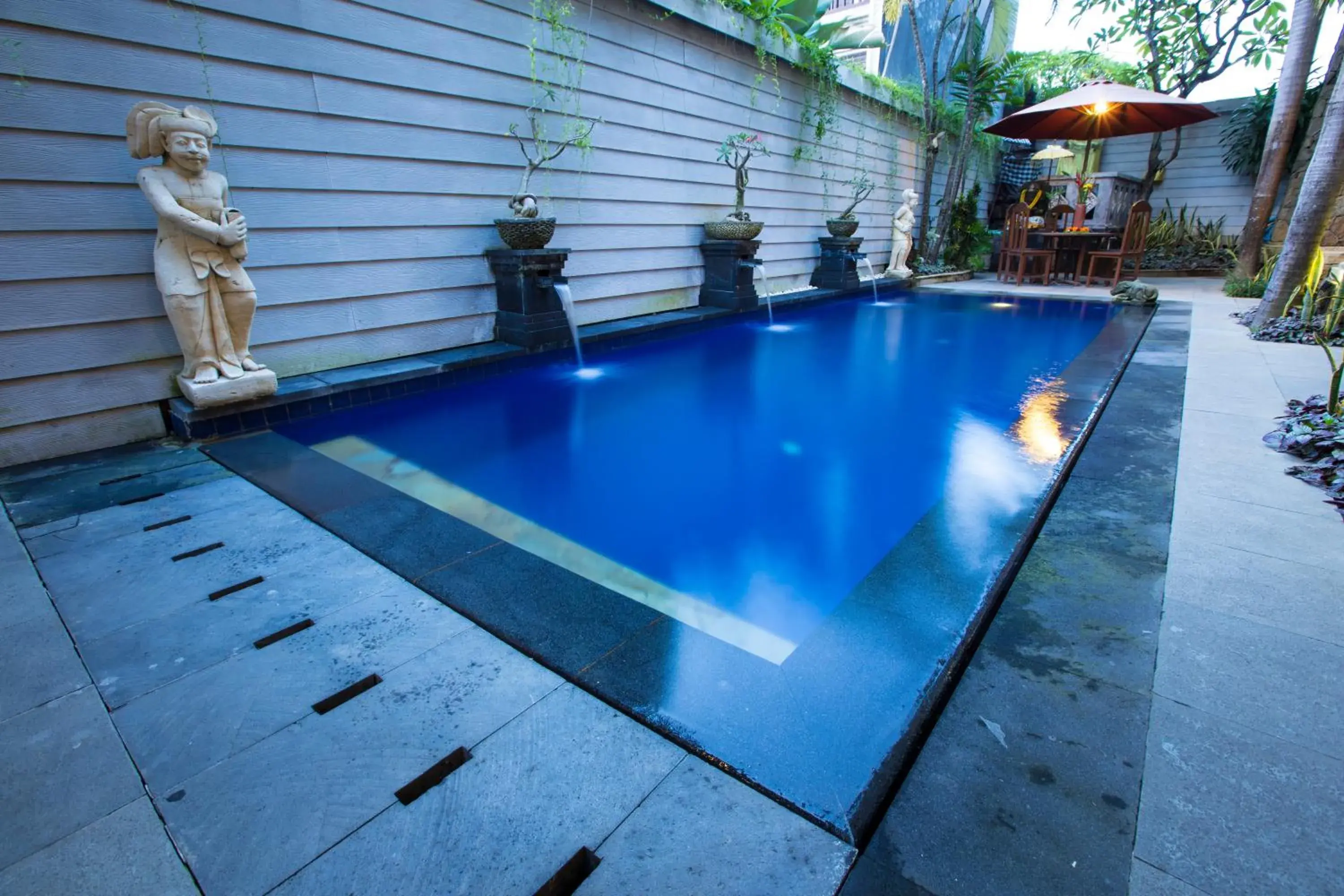 Swimming pool in Sindhu Mertha Sanur Swimming pool in Sindhu Mertha Sanur
