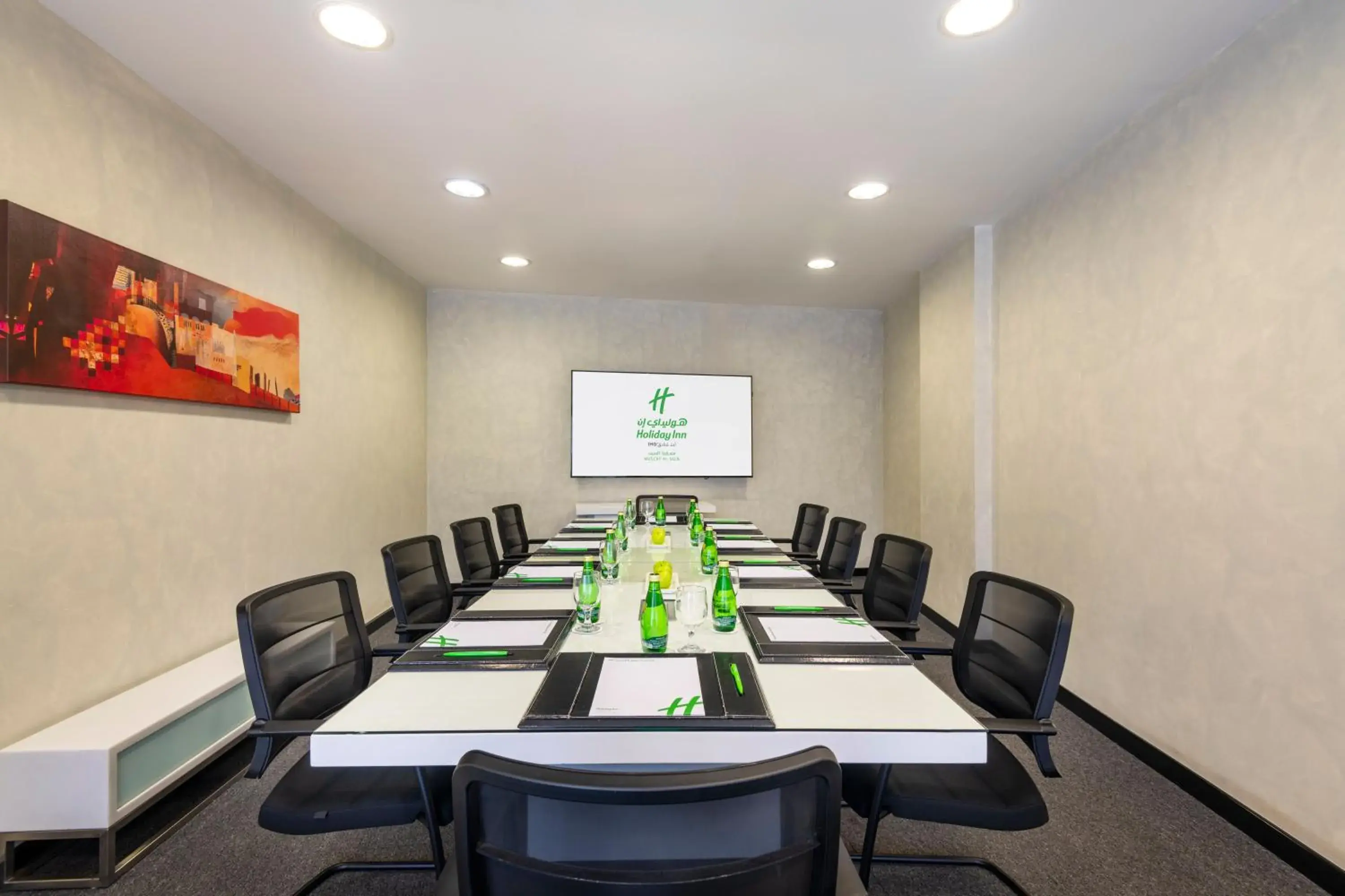 Meeting/conference room in Holiday Inn AlSeeb Muscat, an IHG Hotel