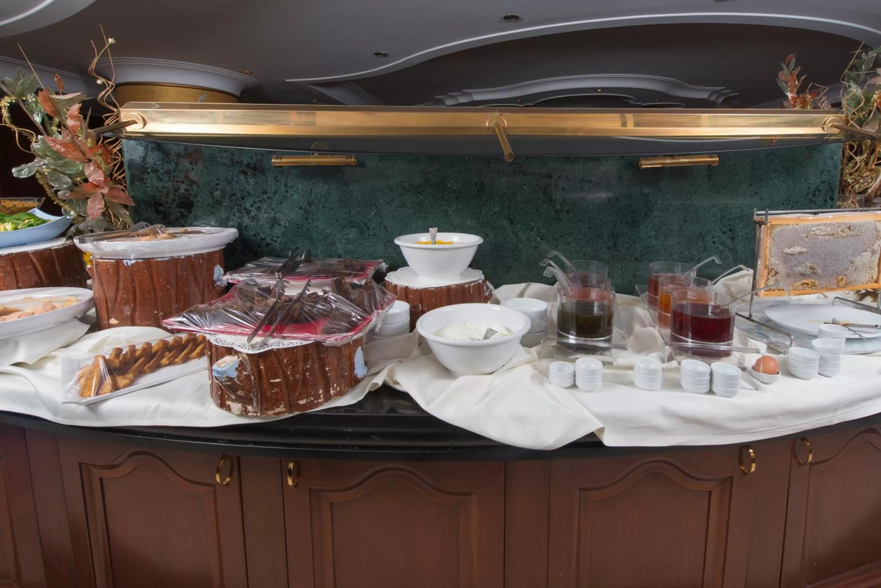 Buffet breakfast in Akar International Hotel