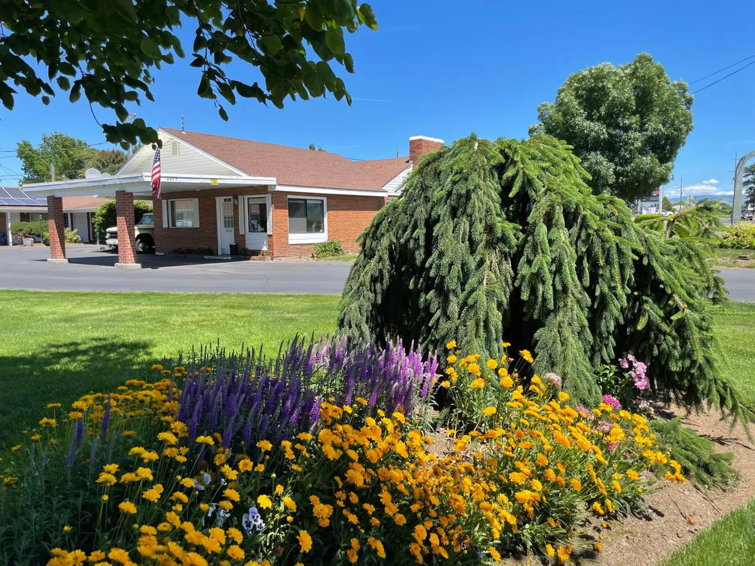 Property Building in Walla Walla Garden Motel