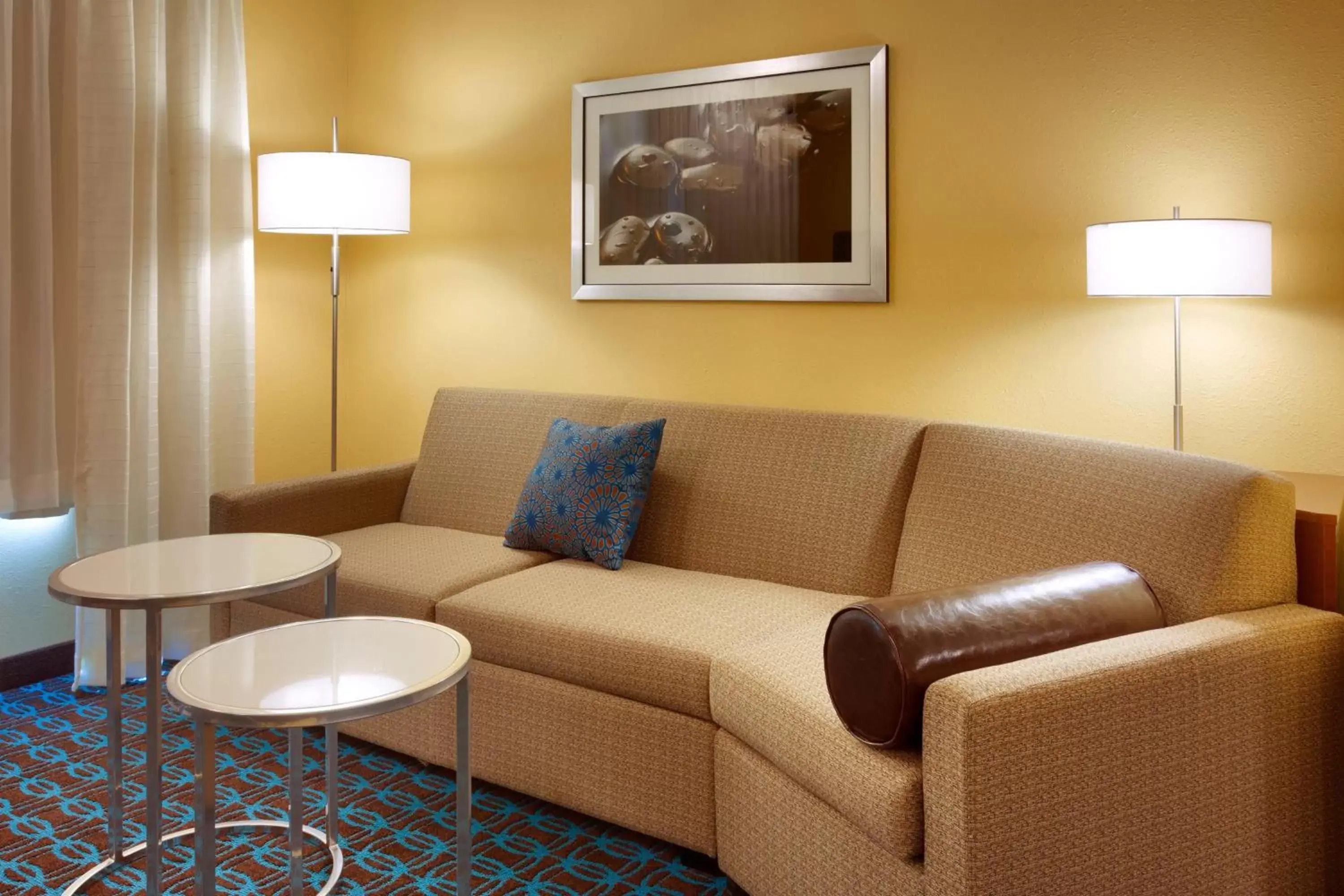 Living room, Seating Area in Fairfield Inn & Suites by Marriott Salt Lake City Midvale