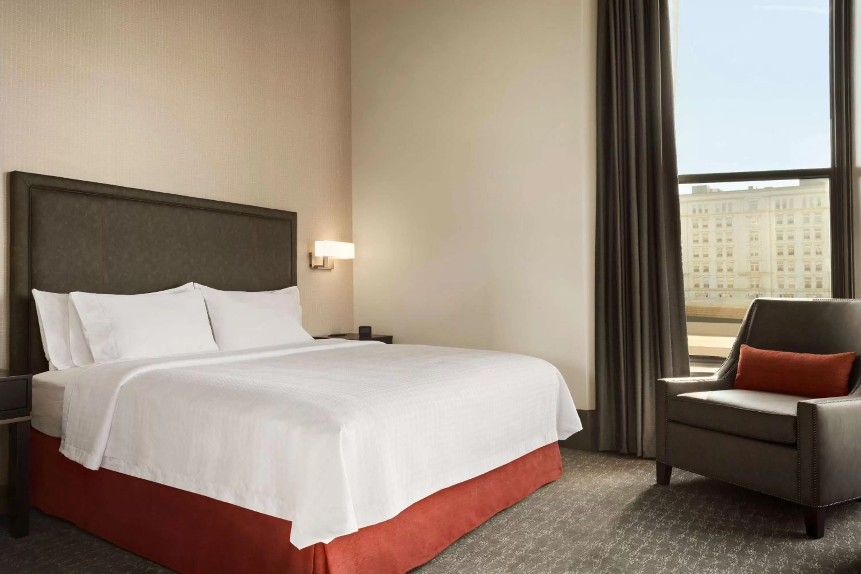 Bed in Homewood Suites By Hilton Milwaukee Downtown