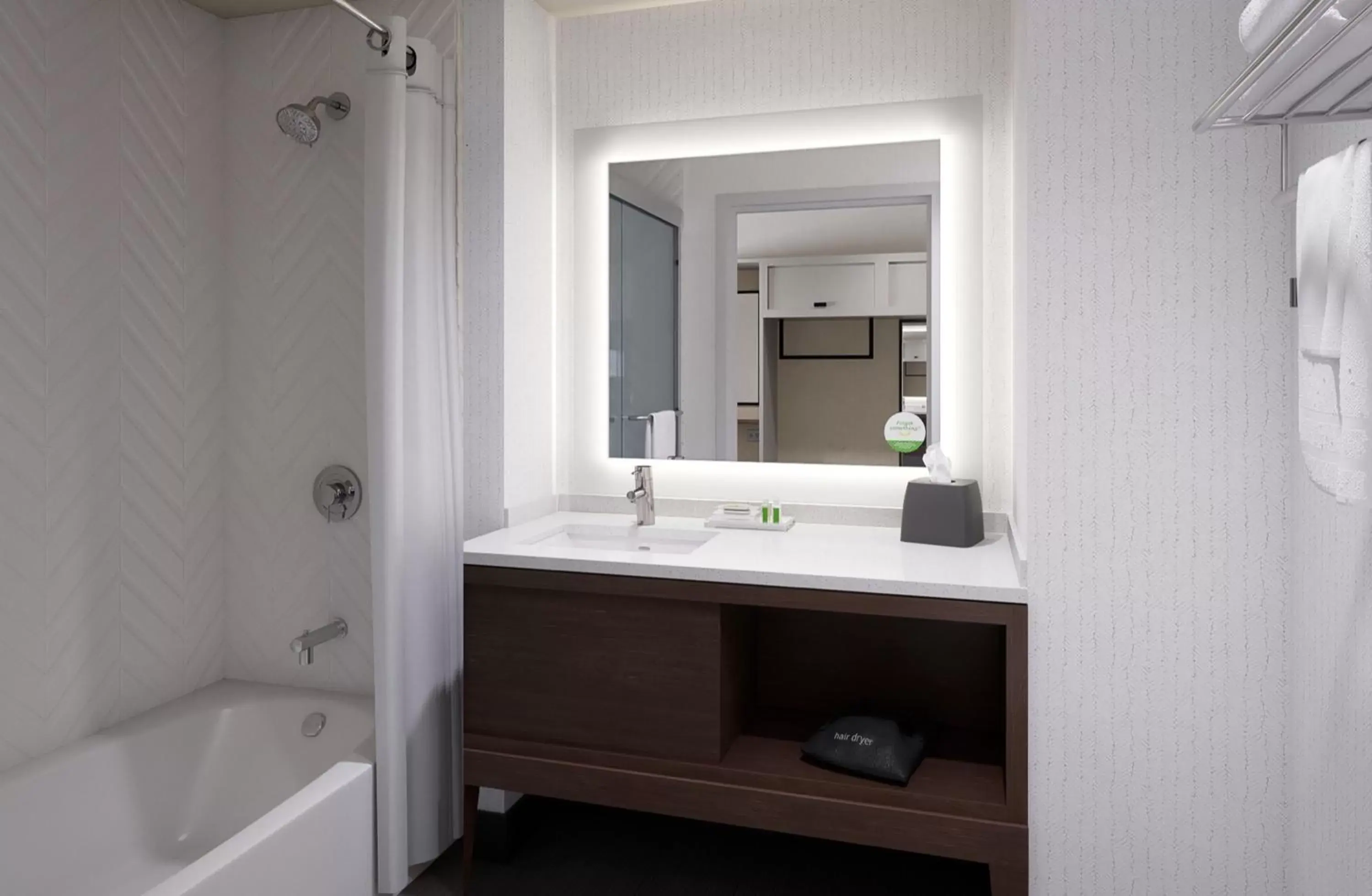 Photo of the whole room, Bathroom in Holiday Inn Lansdale-Hatfield, an IHG Hotel